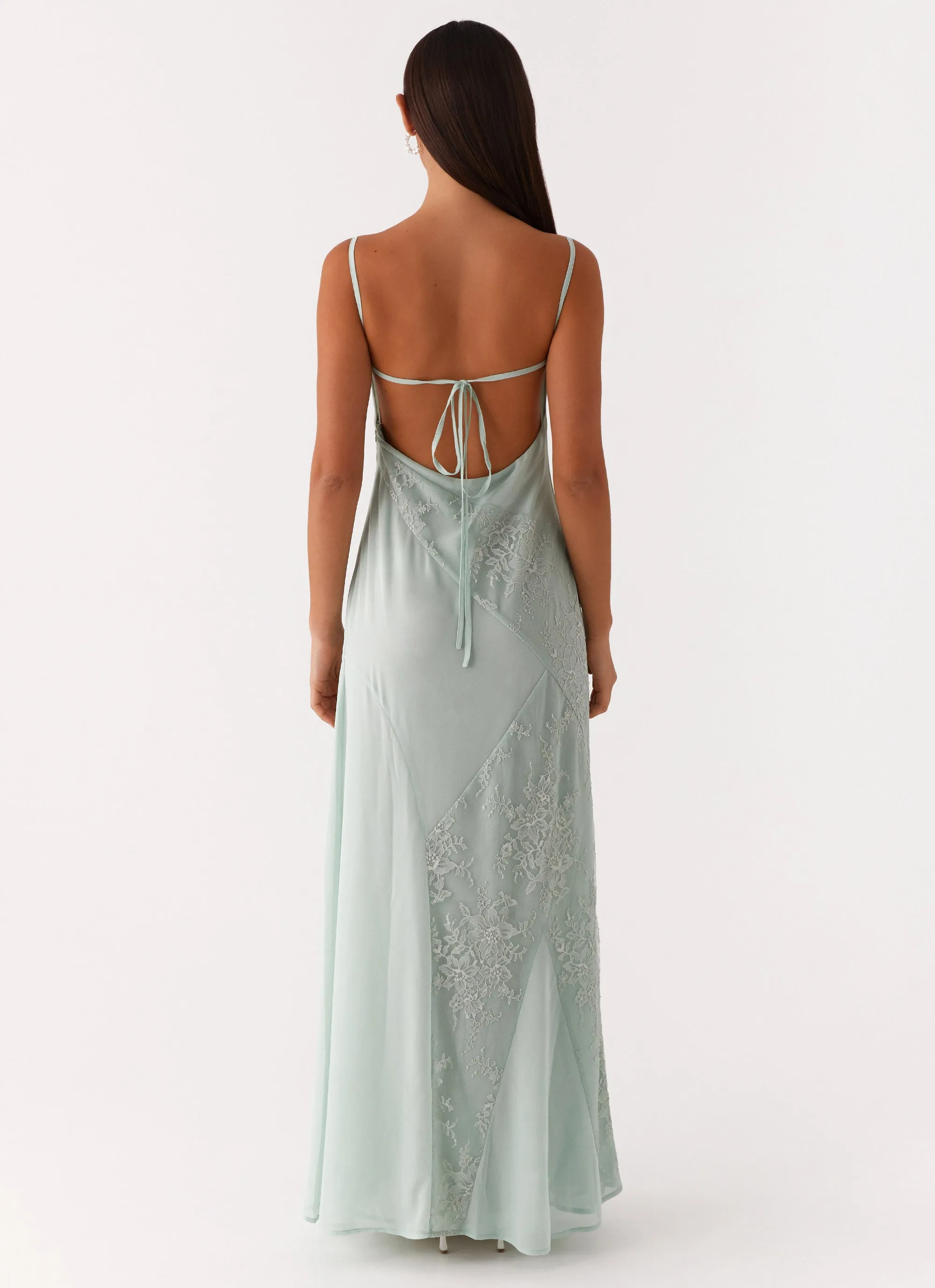 Cool Undertone Soft Movement Gabriana Maxi Dress - Sage