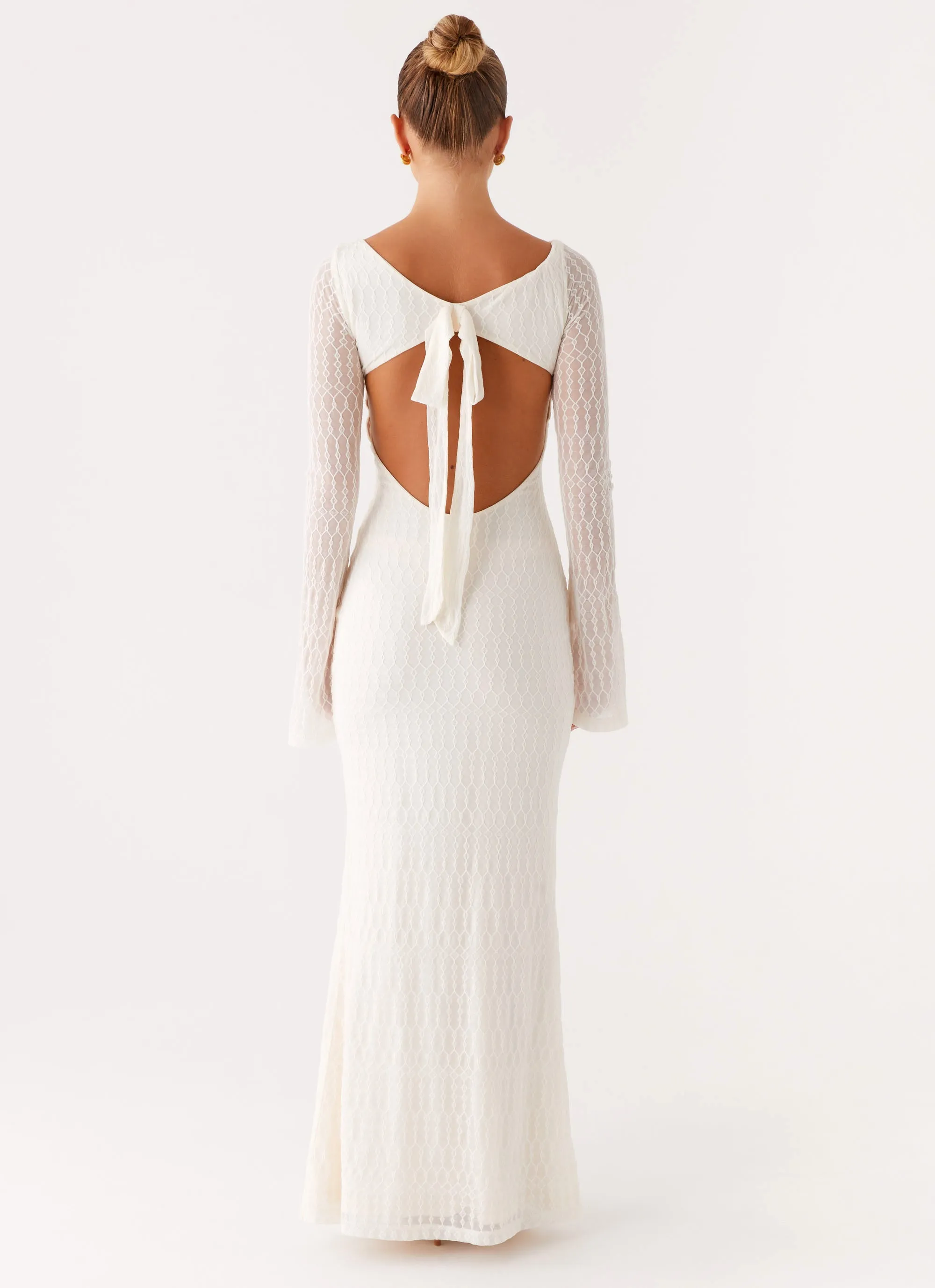 Ethereal Long Sleeve Maxi Dress - Ivory Country View Everyday Outfit