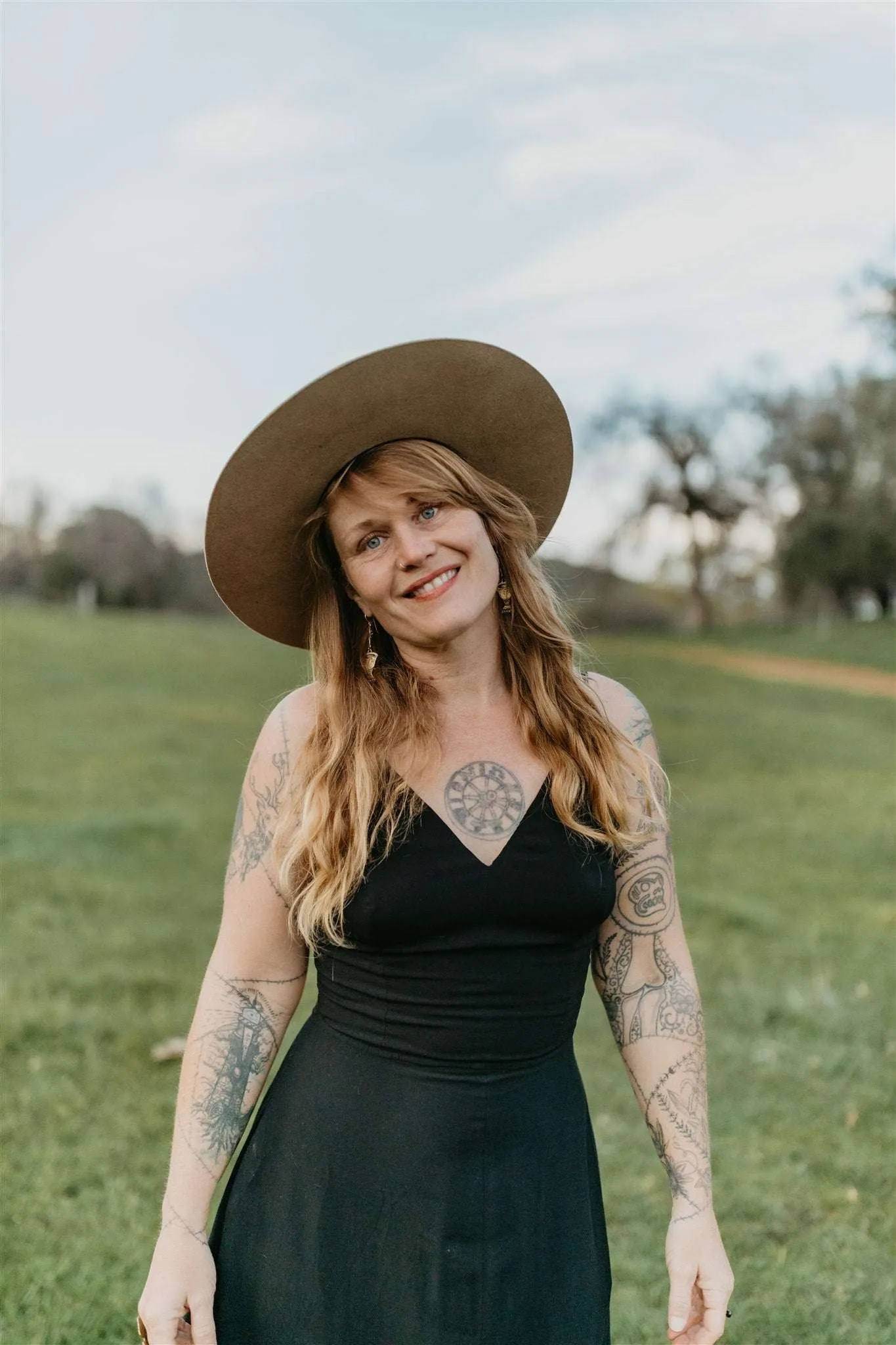 Meadow Dress in Black Challis Soft Hue