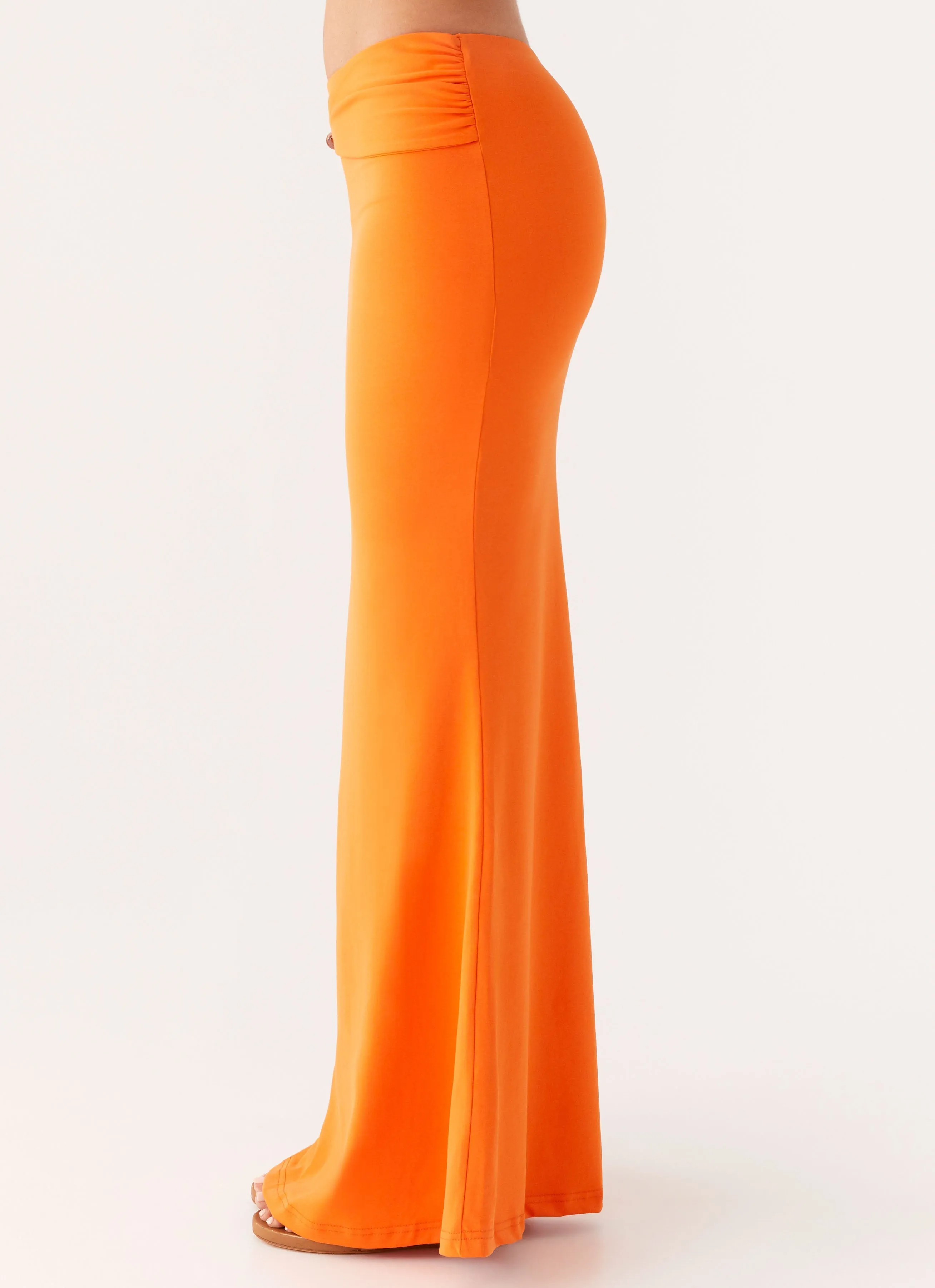 Edgy Look Feminine Charm Mention Maxi Skirt - Orange