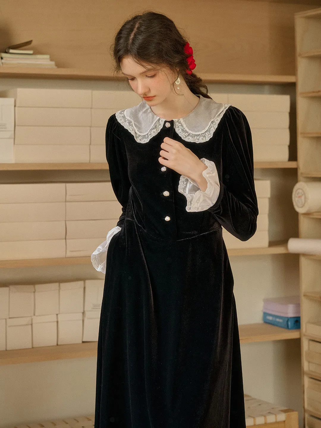 Milena Contrast Lace Lapel Leg-of-mutton Sleeve Lace Panel Velvet Dress slim cut Eye Appeal