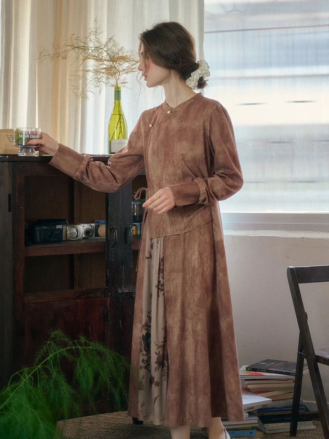 Comfy and Relaxed Sculpted Detail Mira Mandarin Collar Layered Floral Linen Dress