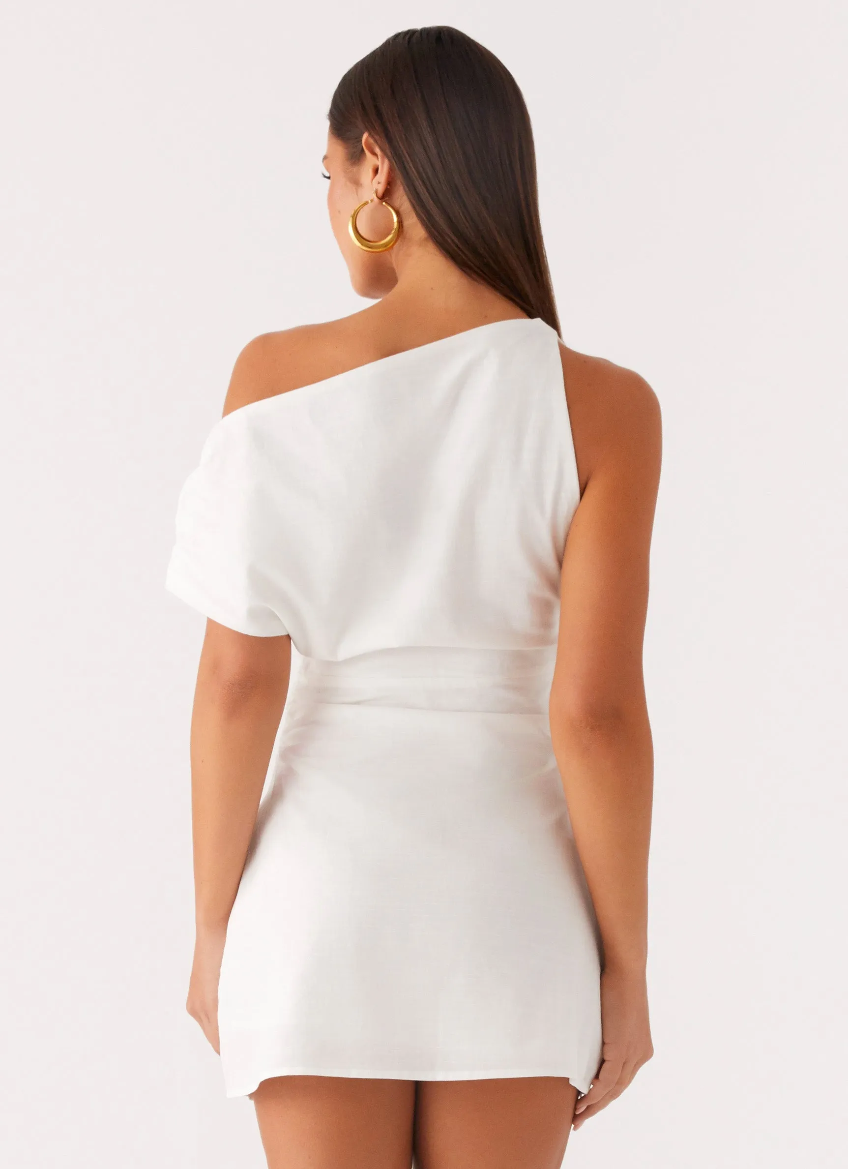 Moonlight Oasis Asymmetrical Mini Dress - Off White Perfect For Any Occasion