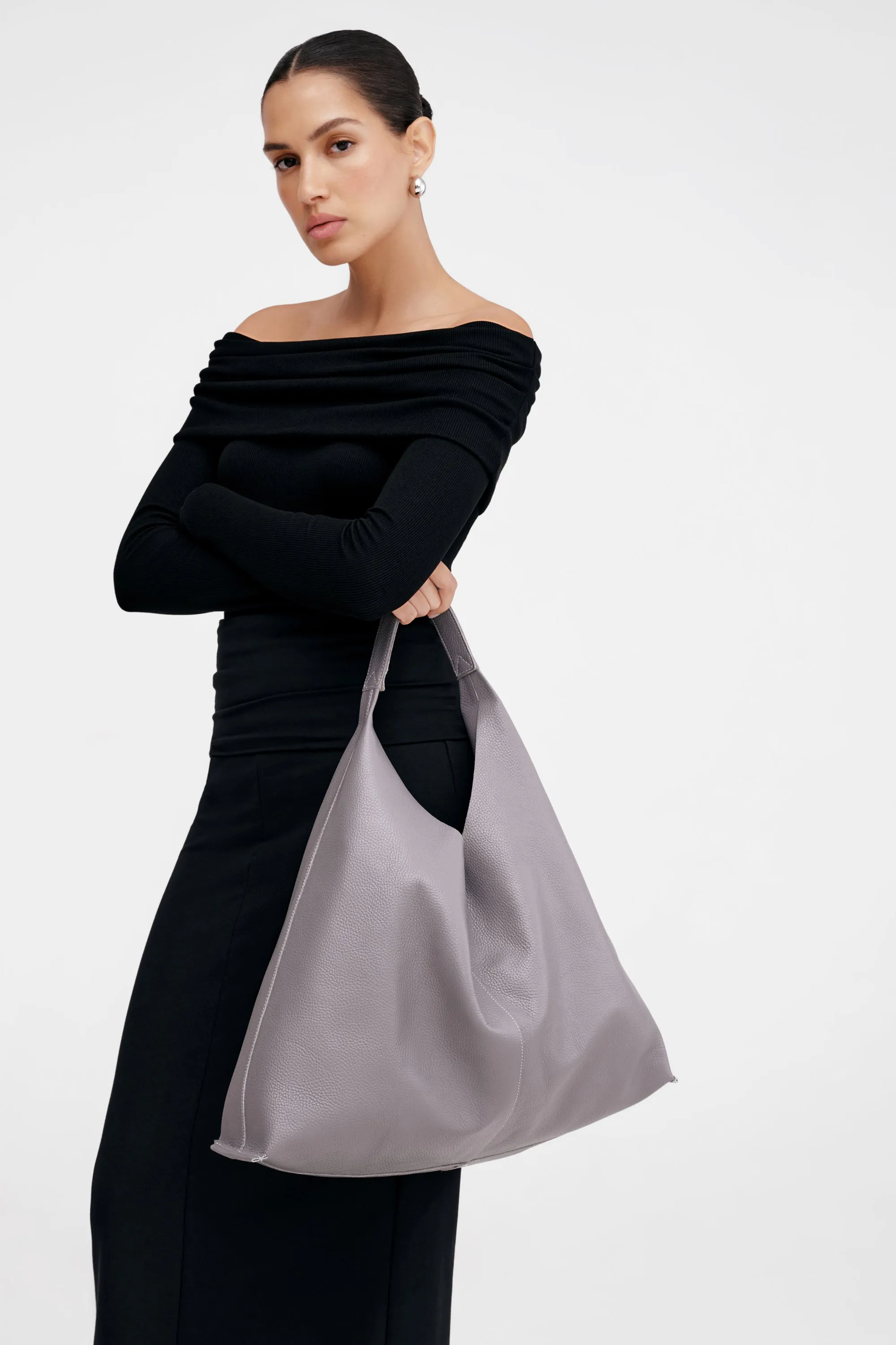 Kelly Tote Compression Fit Technology Fashionable Look