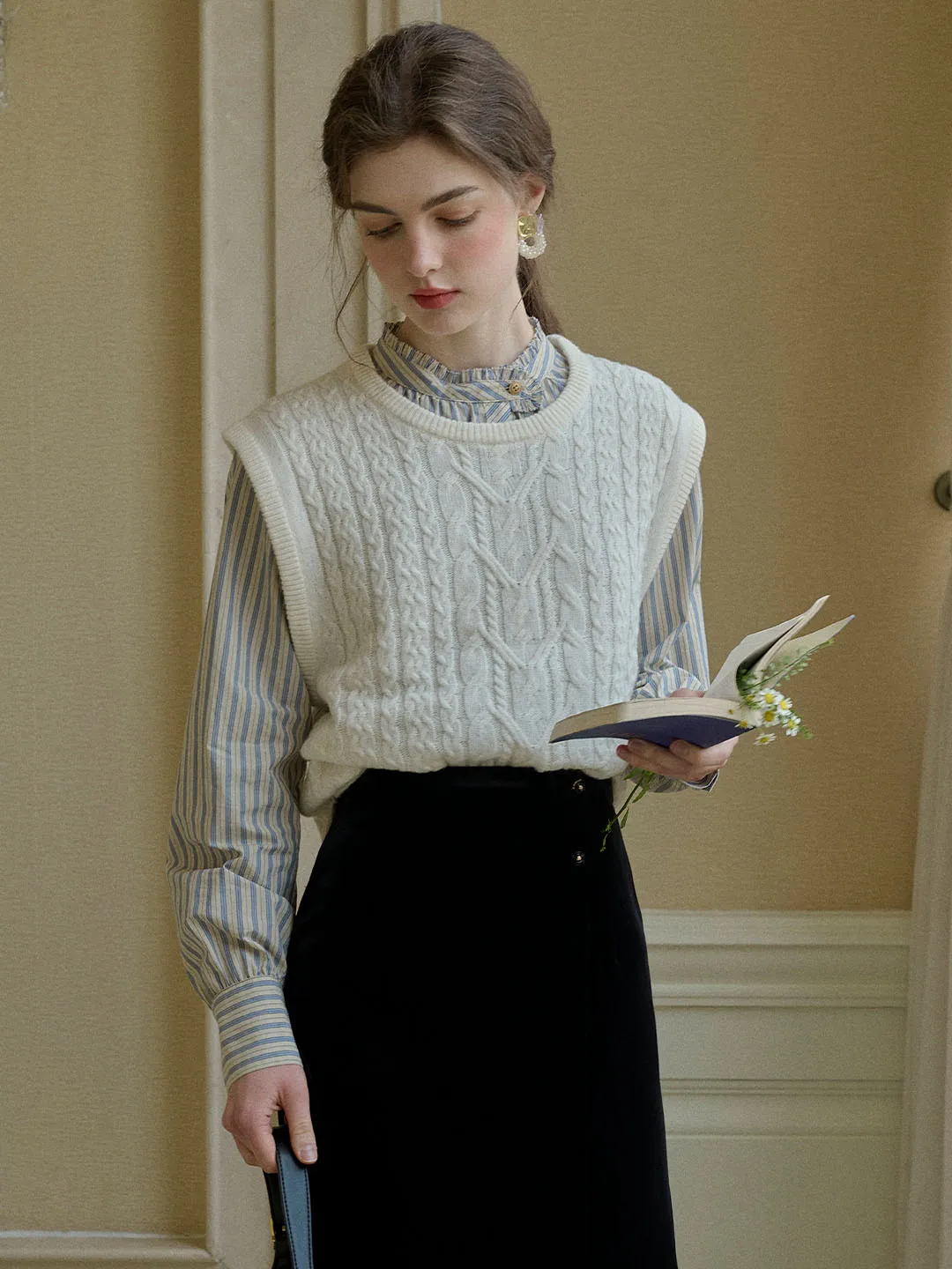 Molly Classic Crew Neck 100% Wool Knitted Vest Winter Hoodie