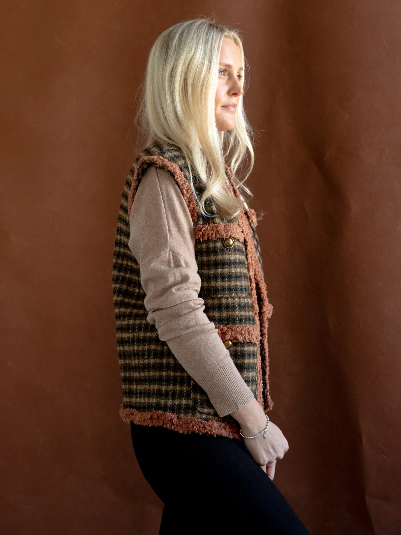 Chill Commute Fit Cold Weather Houndstooth Pocket Vest