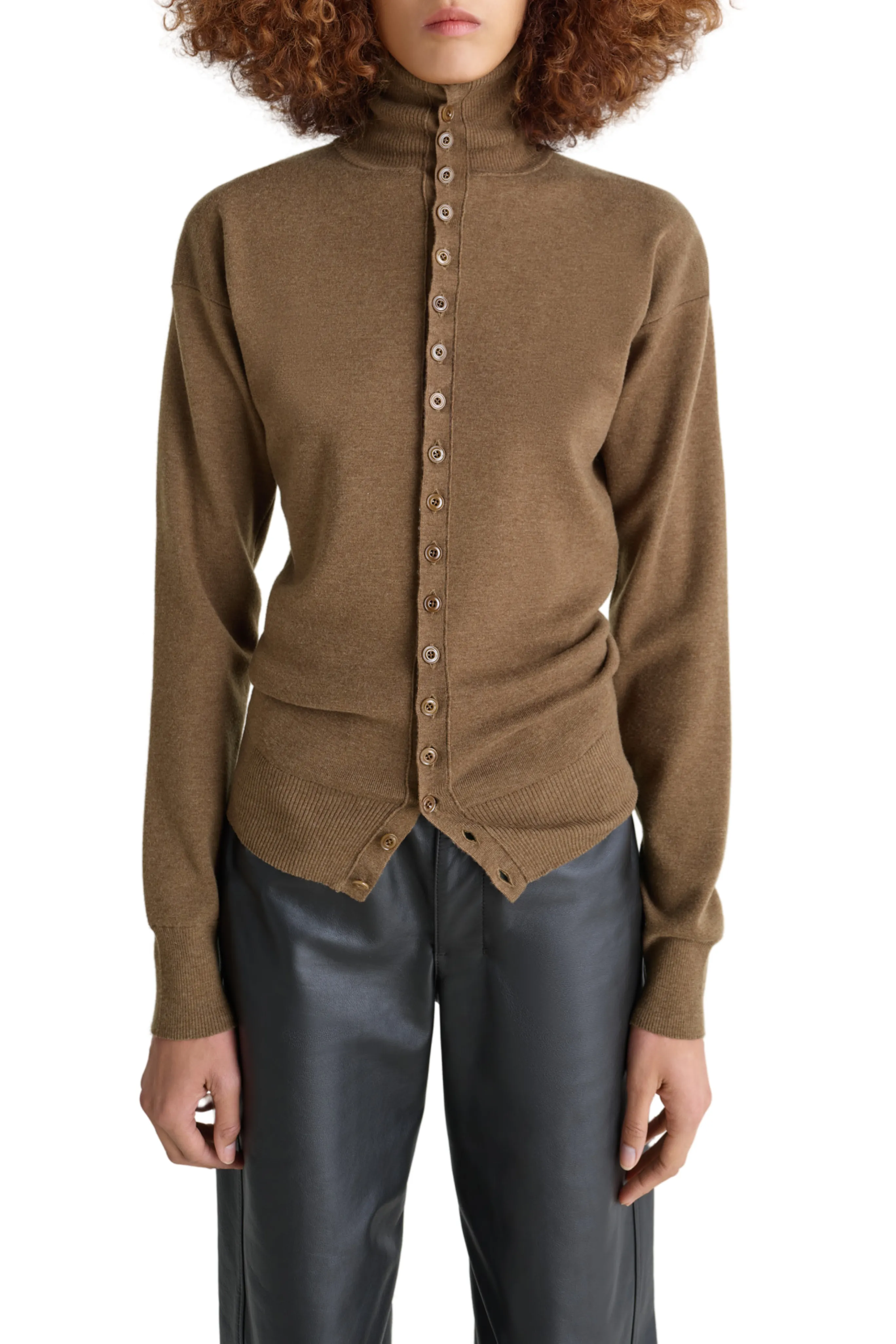 Soft Material Buttoned Fitted Cardigan