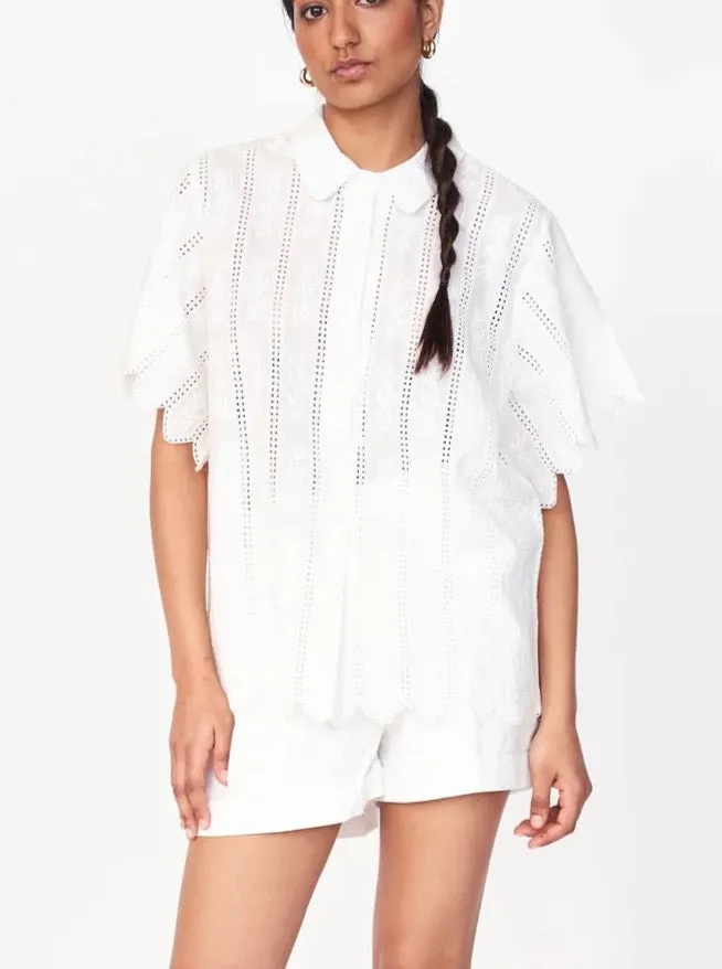 LightweightTexture Mirth Harbour Blouse in White Vine Eyelet