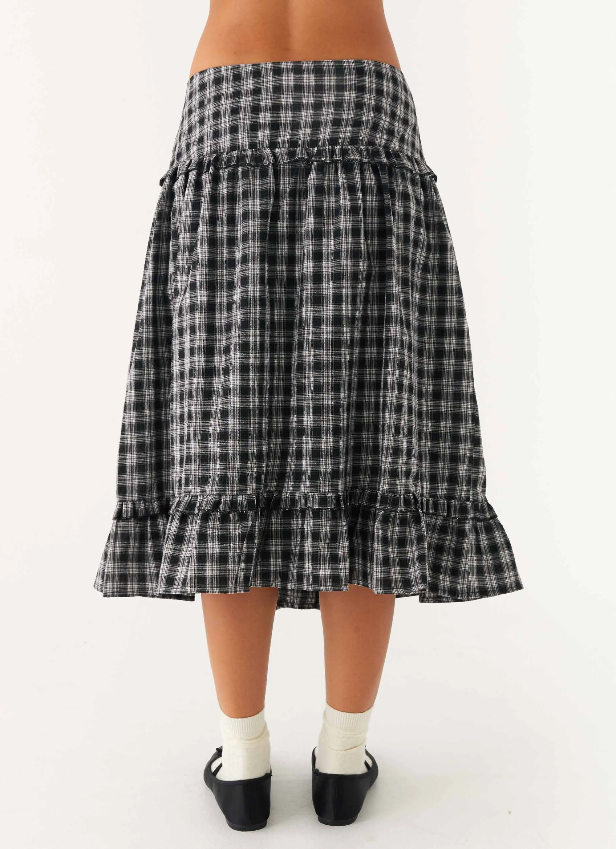 Laura Midi Skirt - White Black Check Modern Outfit