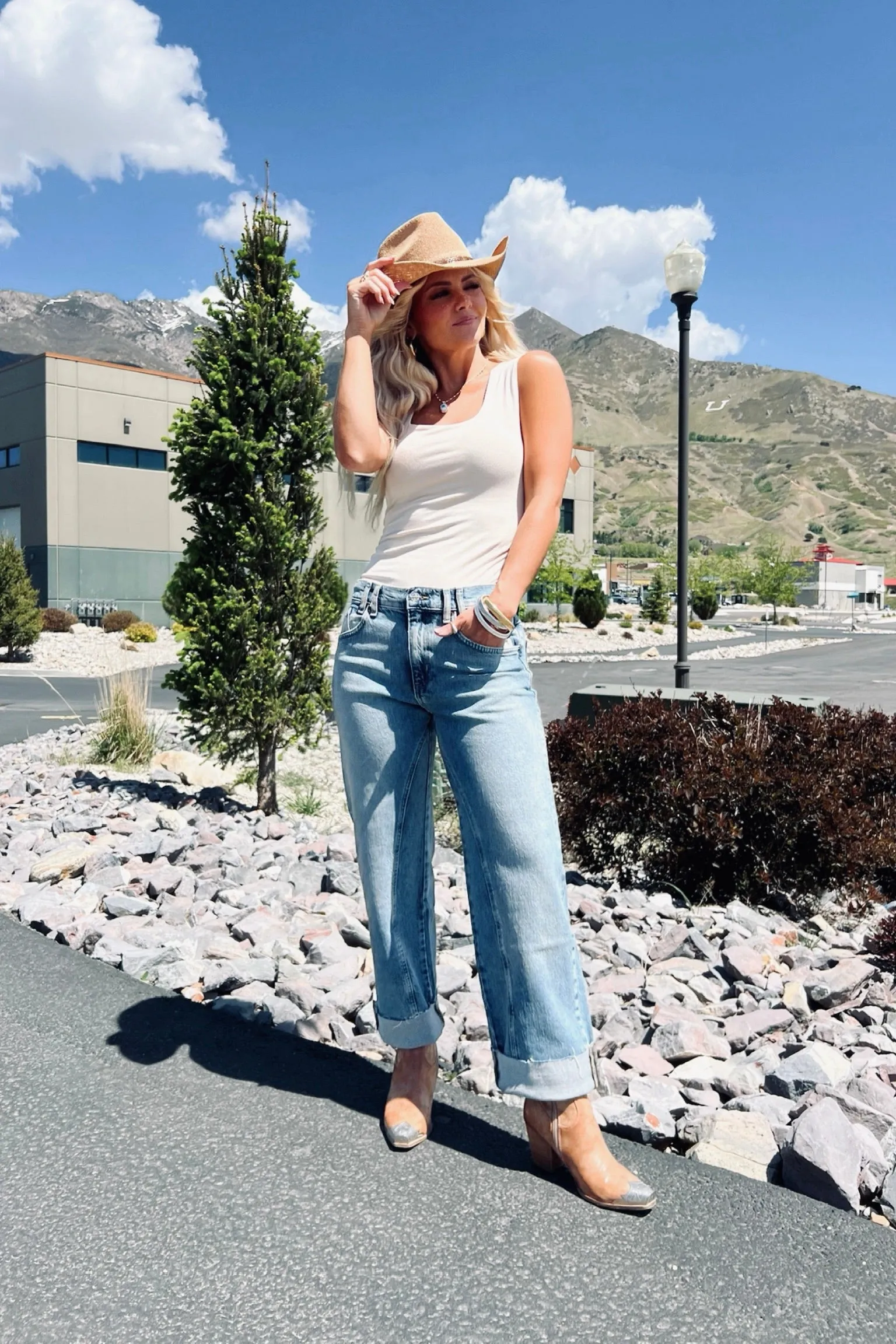 Lightweight Weave Tubular Body Construction Free People We The Free Risk Taker Mid-Rise Jeans