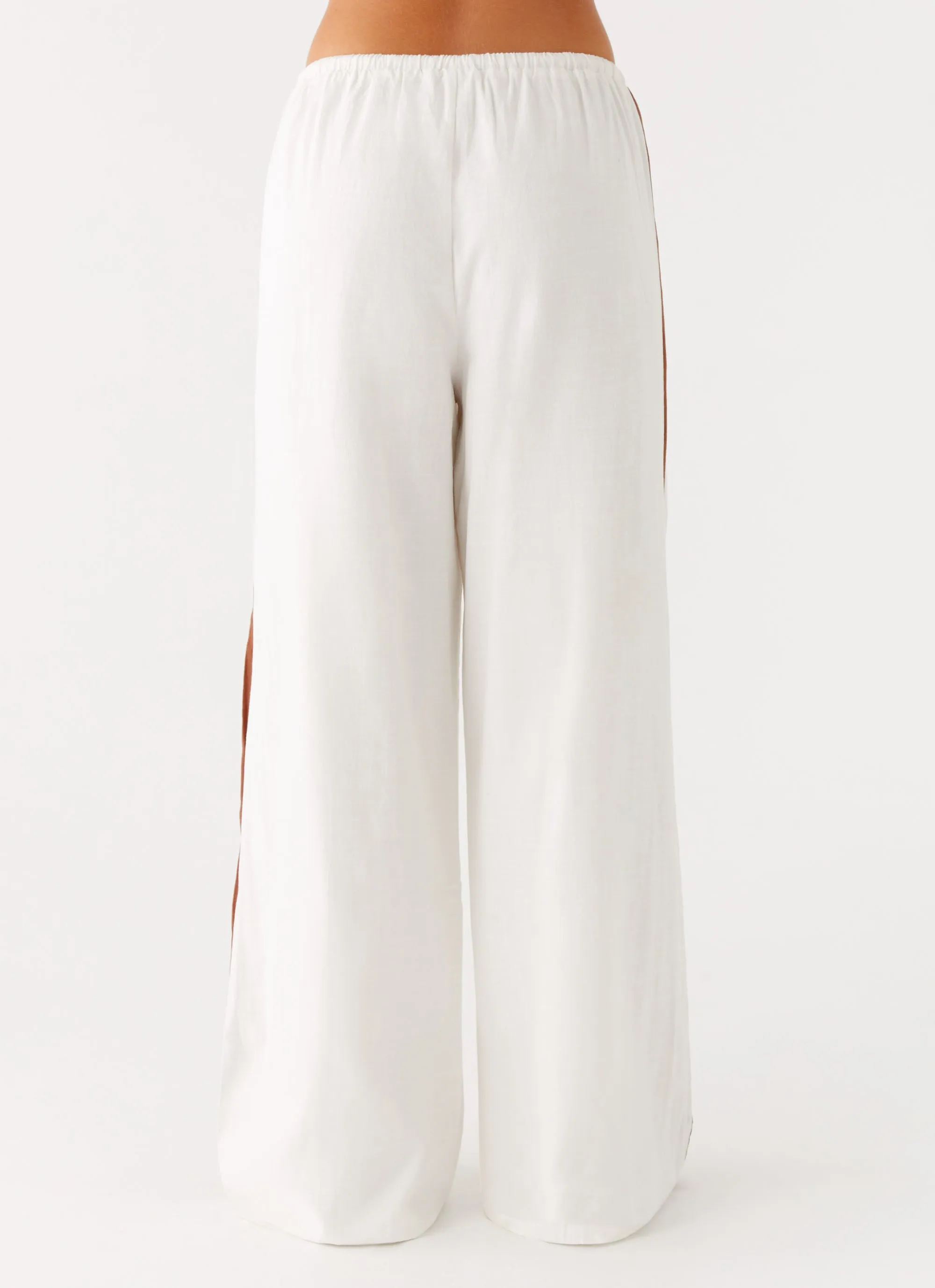 Flattering Comfort Dalida Linen Pants - Ivory