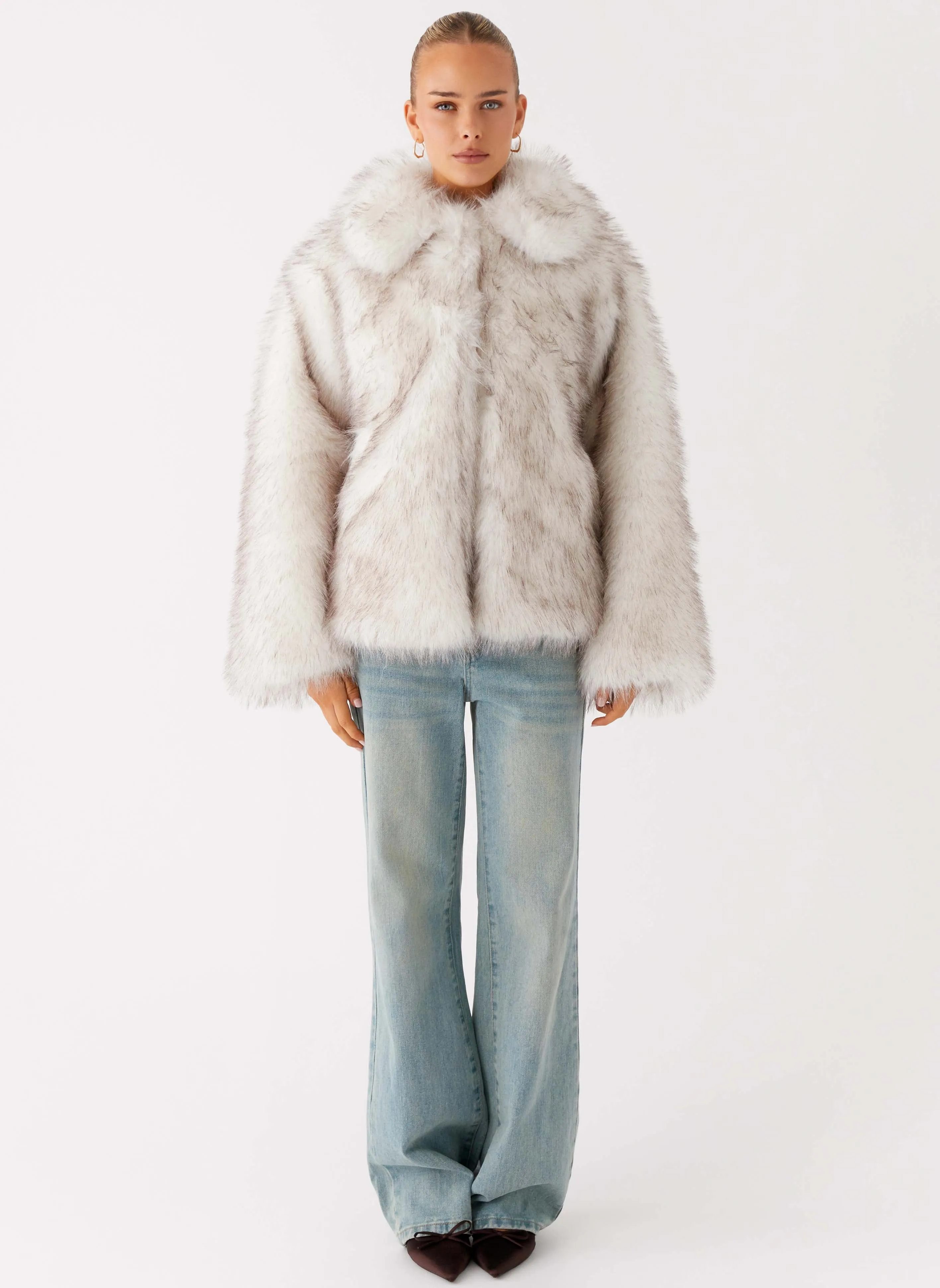 Weekend Fit Wrinkle Resistant Novera Faux Fur Jacket - White Grey