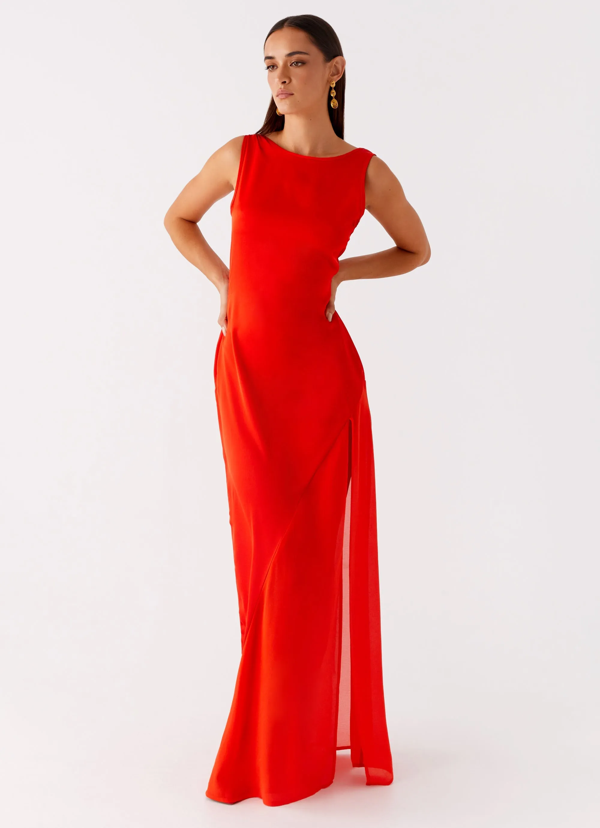 Ramiro Maxi Dress - Red Dream Look Relaxed-fit