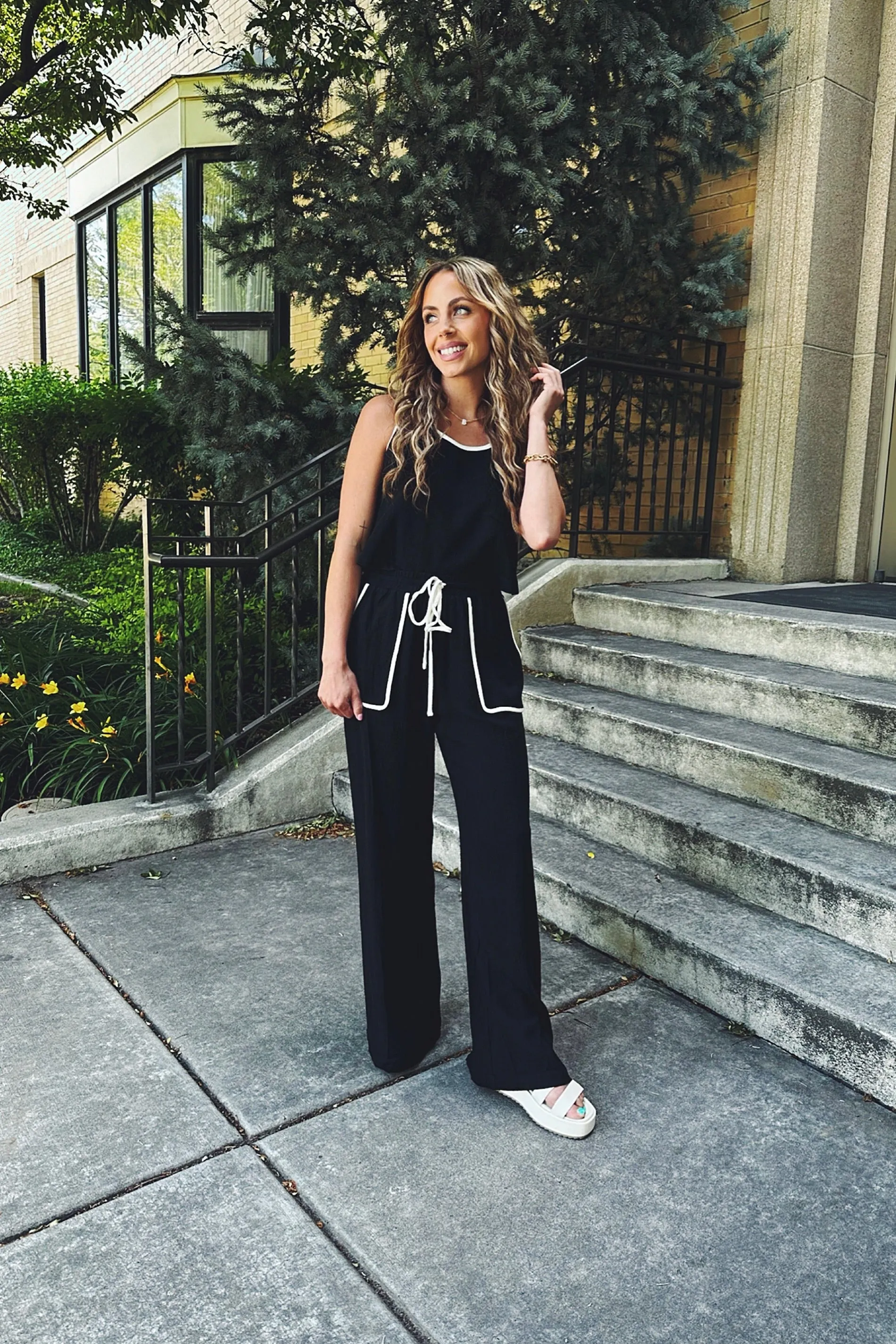 Durable Chainstitch Fashion Blouse Outlined Linen Top