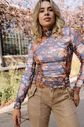 Ruched Bloom Top TurtleneckDesign