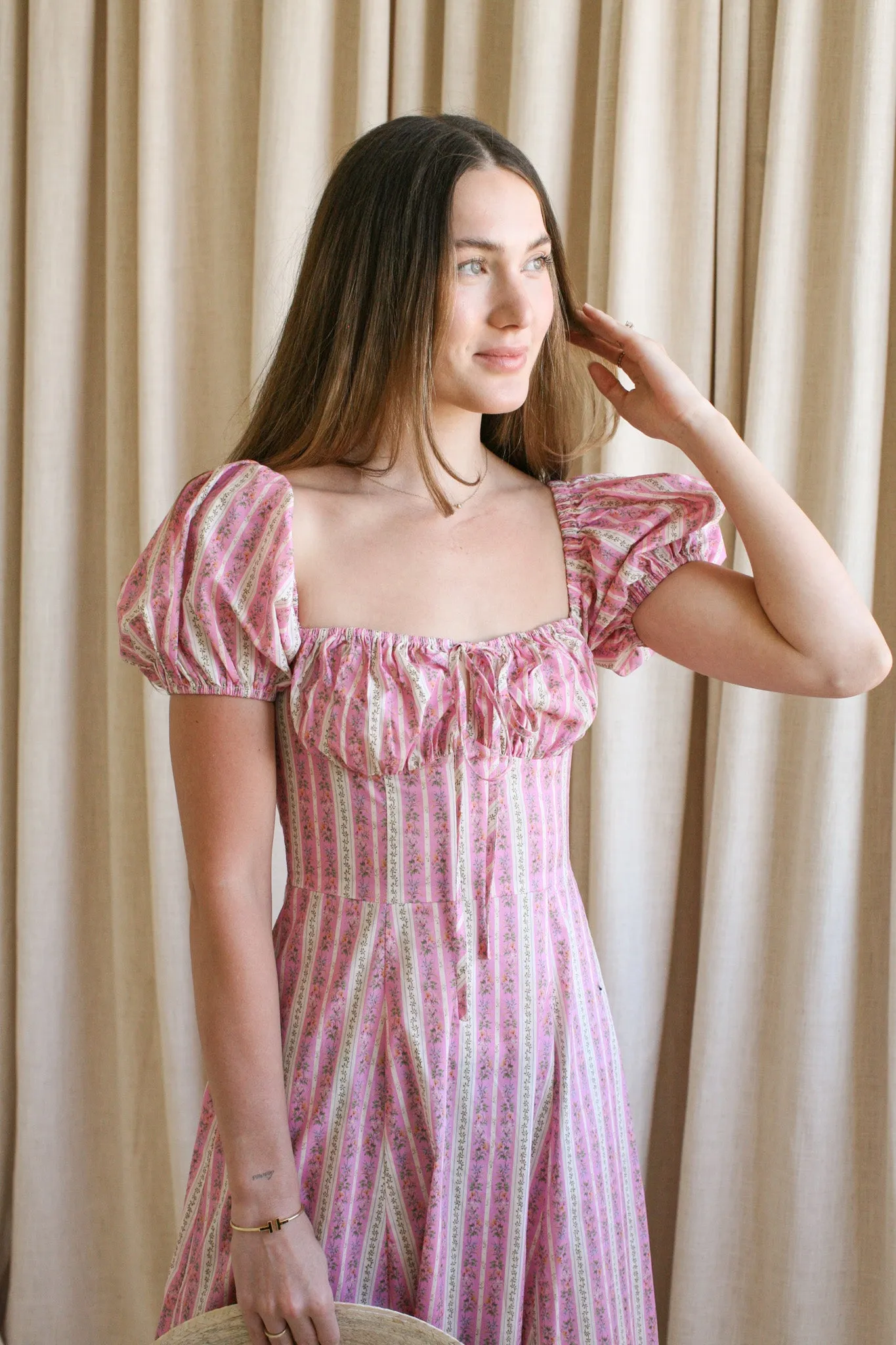 Lower Hem Shade Soft Paige Puff Sleeve Midi Dress