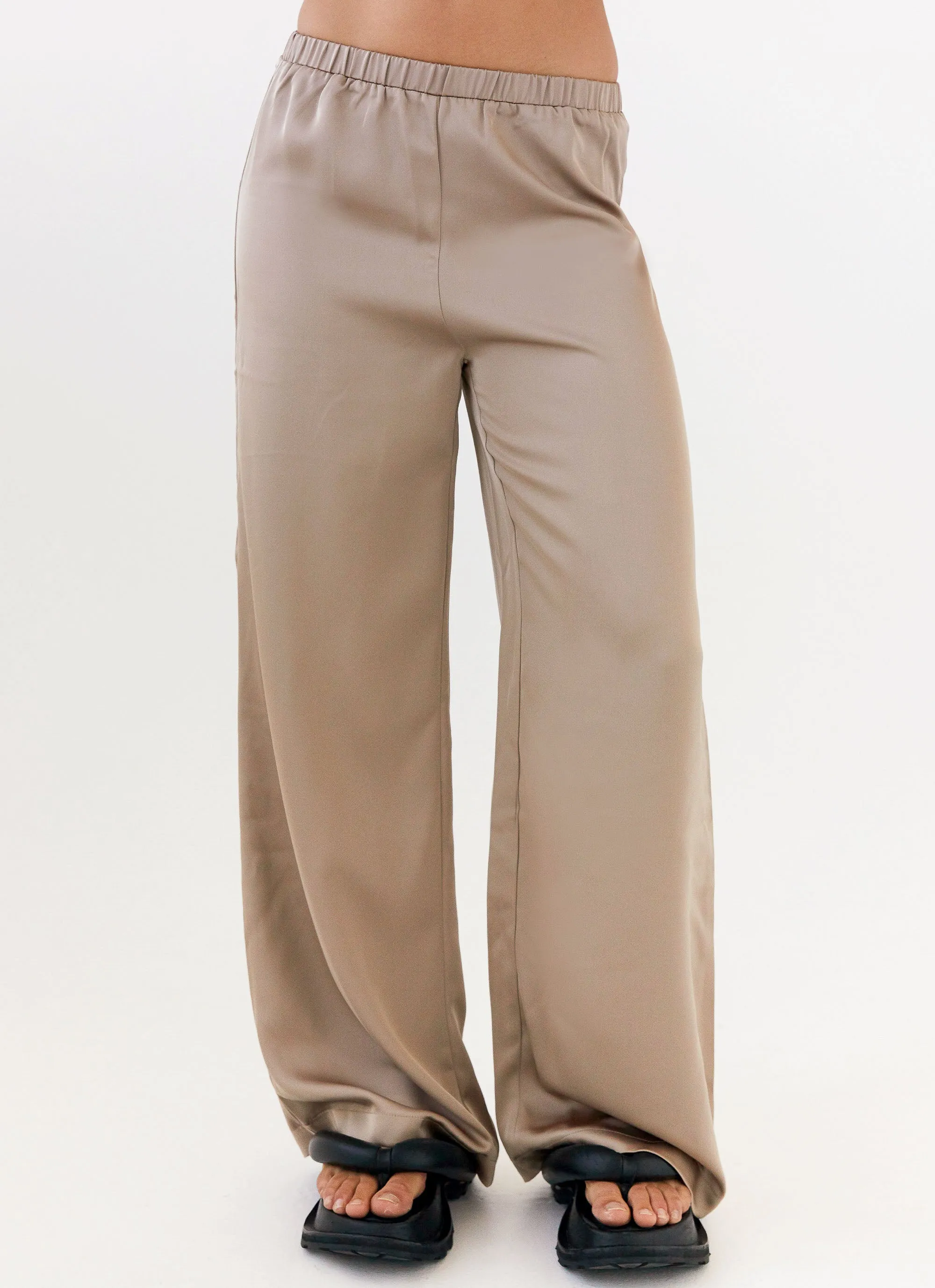 Chilly Wear Lightweight Palm Cove Satin Pants - Mushroom
