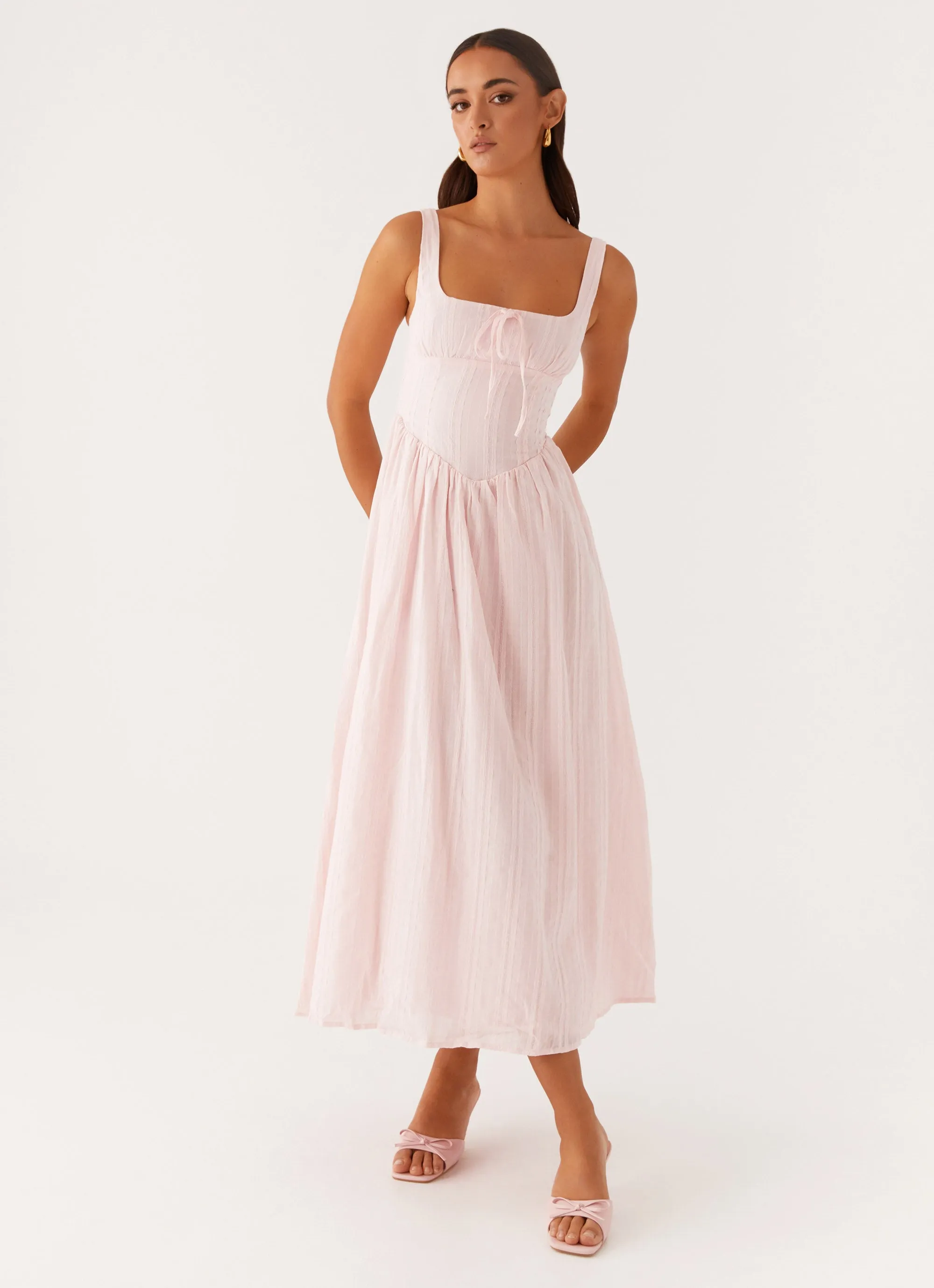 Pascuelle Midi Dress - Pink Soft Hue Versatile Look