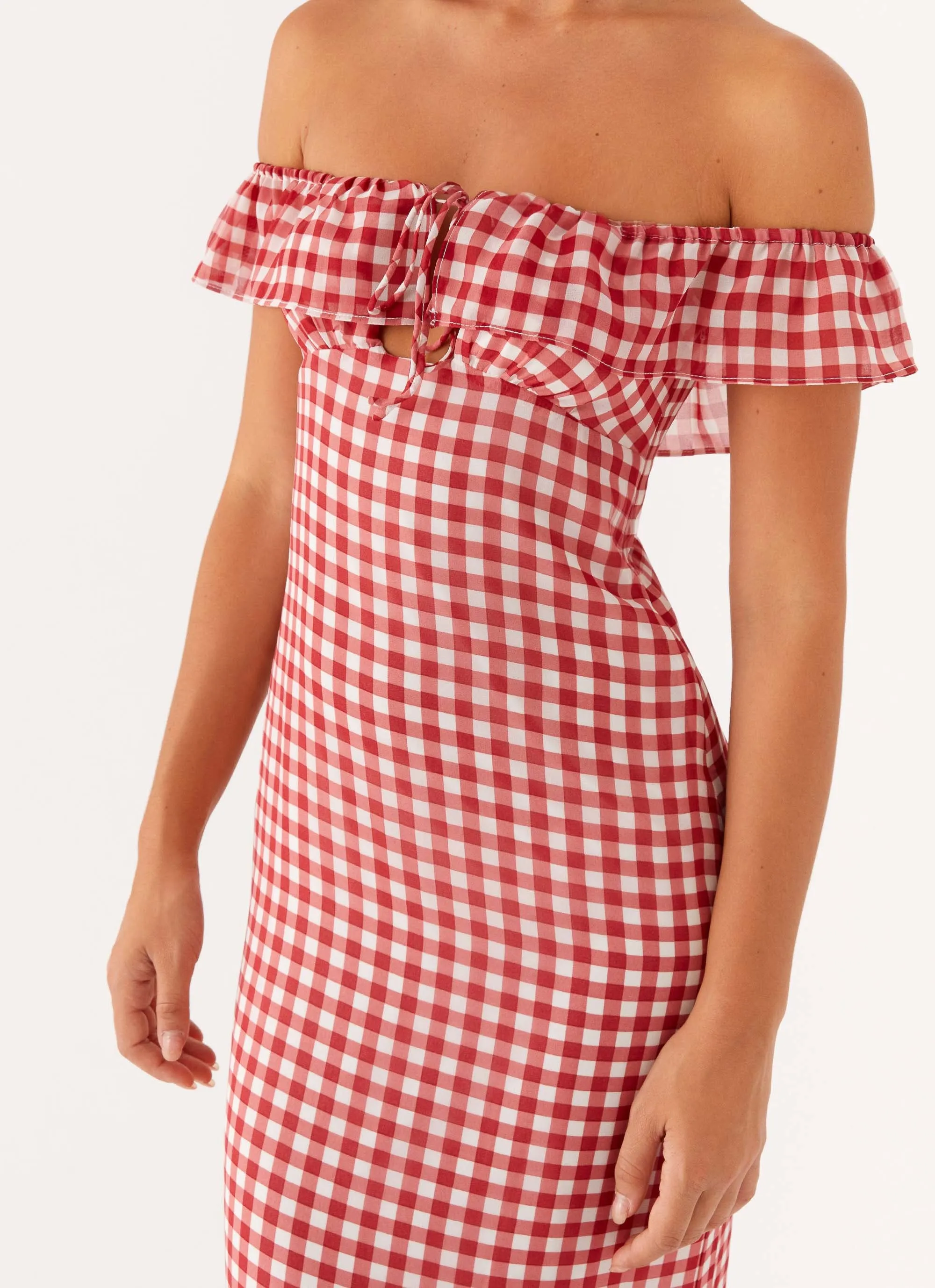 Scarlet Cherry Maxi Dress - Red Gingham Puff-Sleeve Subtle Elegance