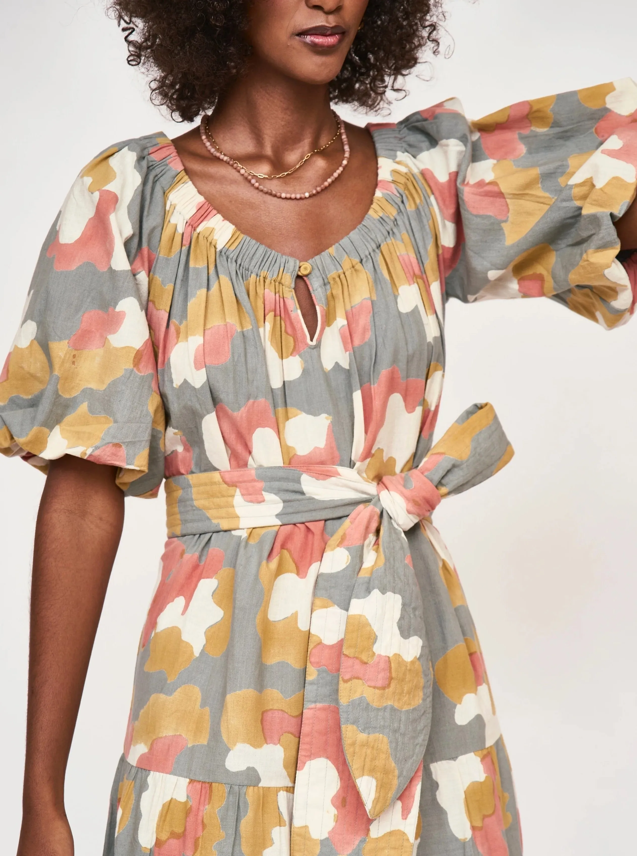 Fitted Look Layered Wear Mirth Capri in Waterlilly