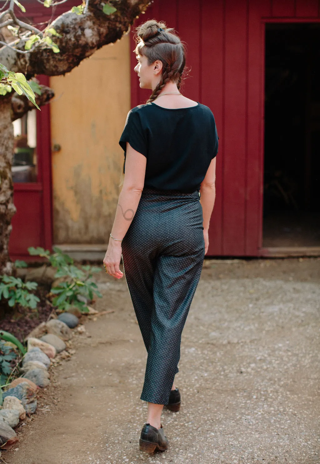 Reinforced Stress Points Everyday Comfort Wear Perfect Pant 2.0 in Polka Dot Denim