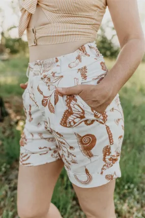Perfect Shorts in Oat Woodland Wonder Relaxed Fit Design