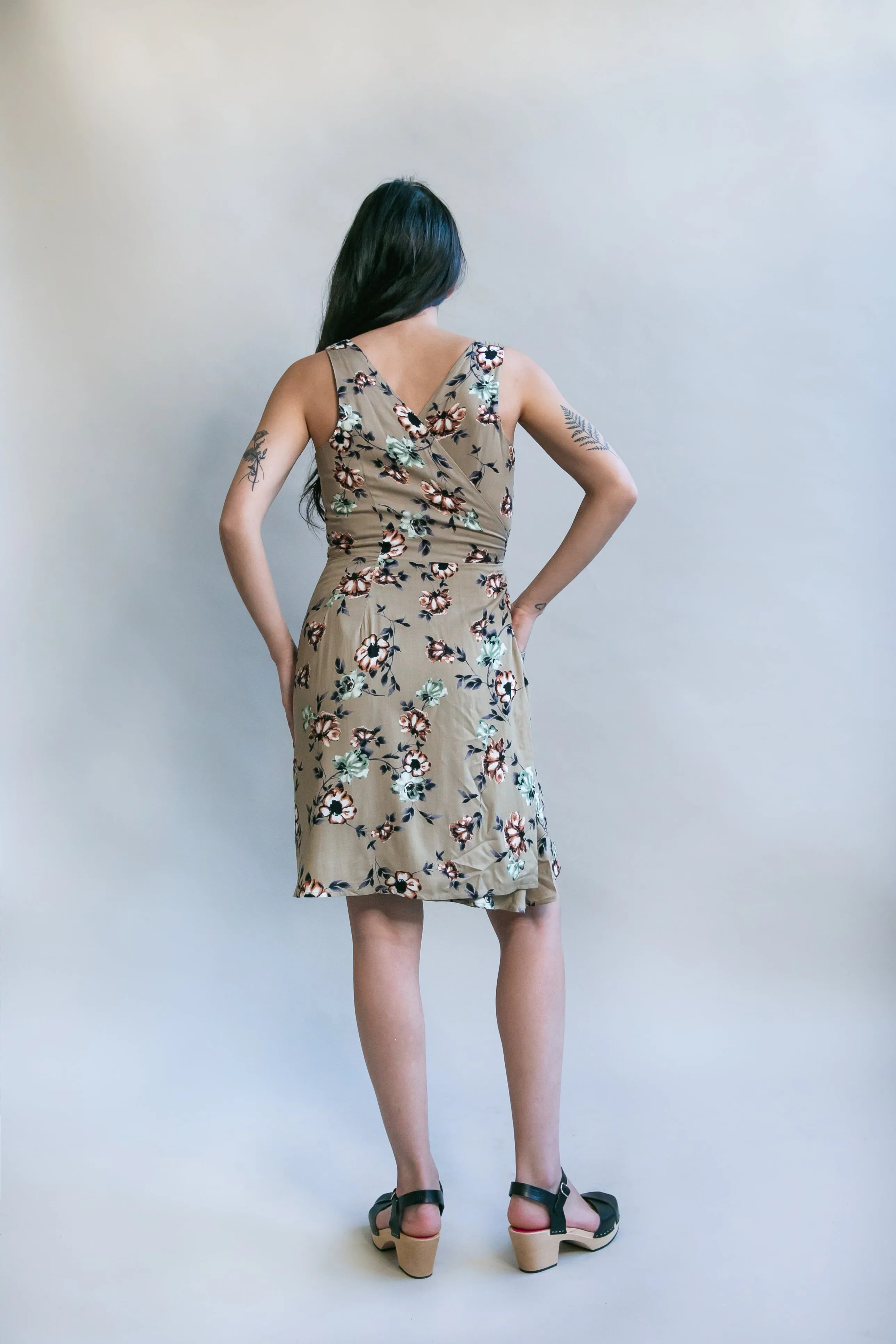 Youthful Feel Wrap Dress in Taupe Floral