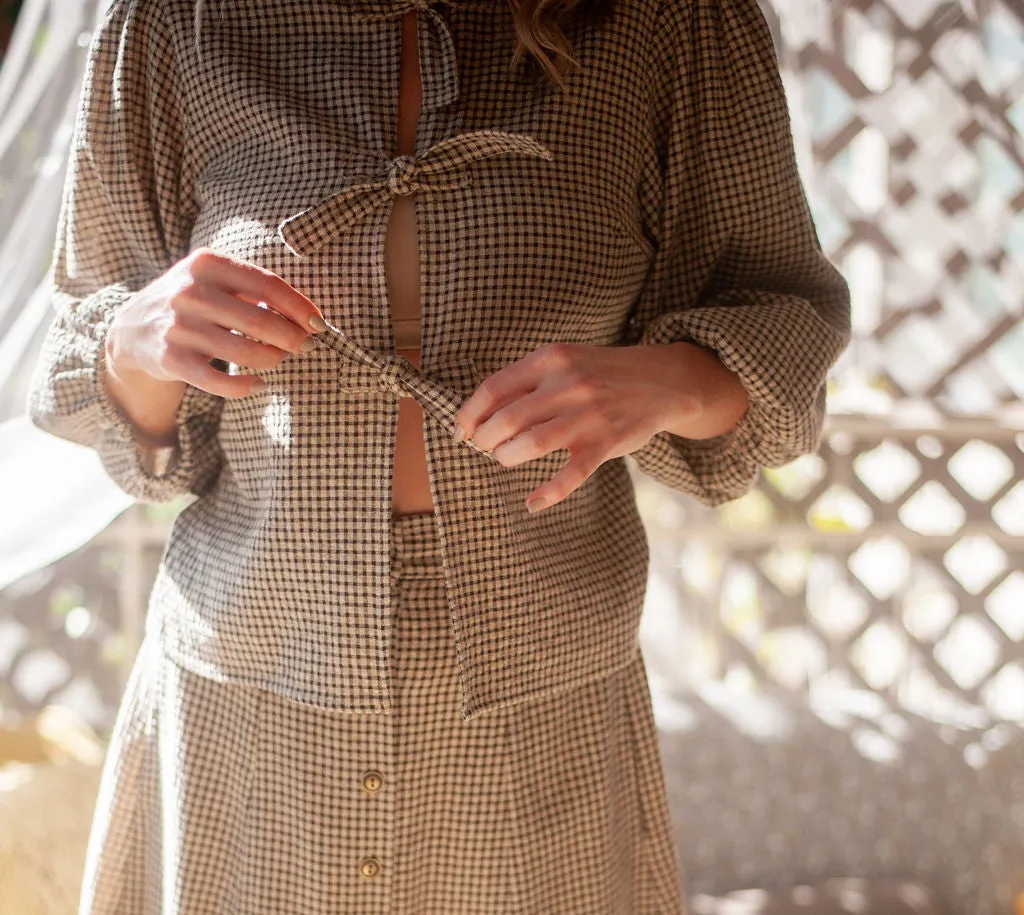 Reverseble Design Buttery Soft Handfeel Poet Top in Black and Oat Cotton Gingham