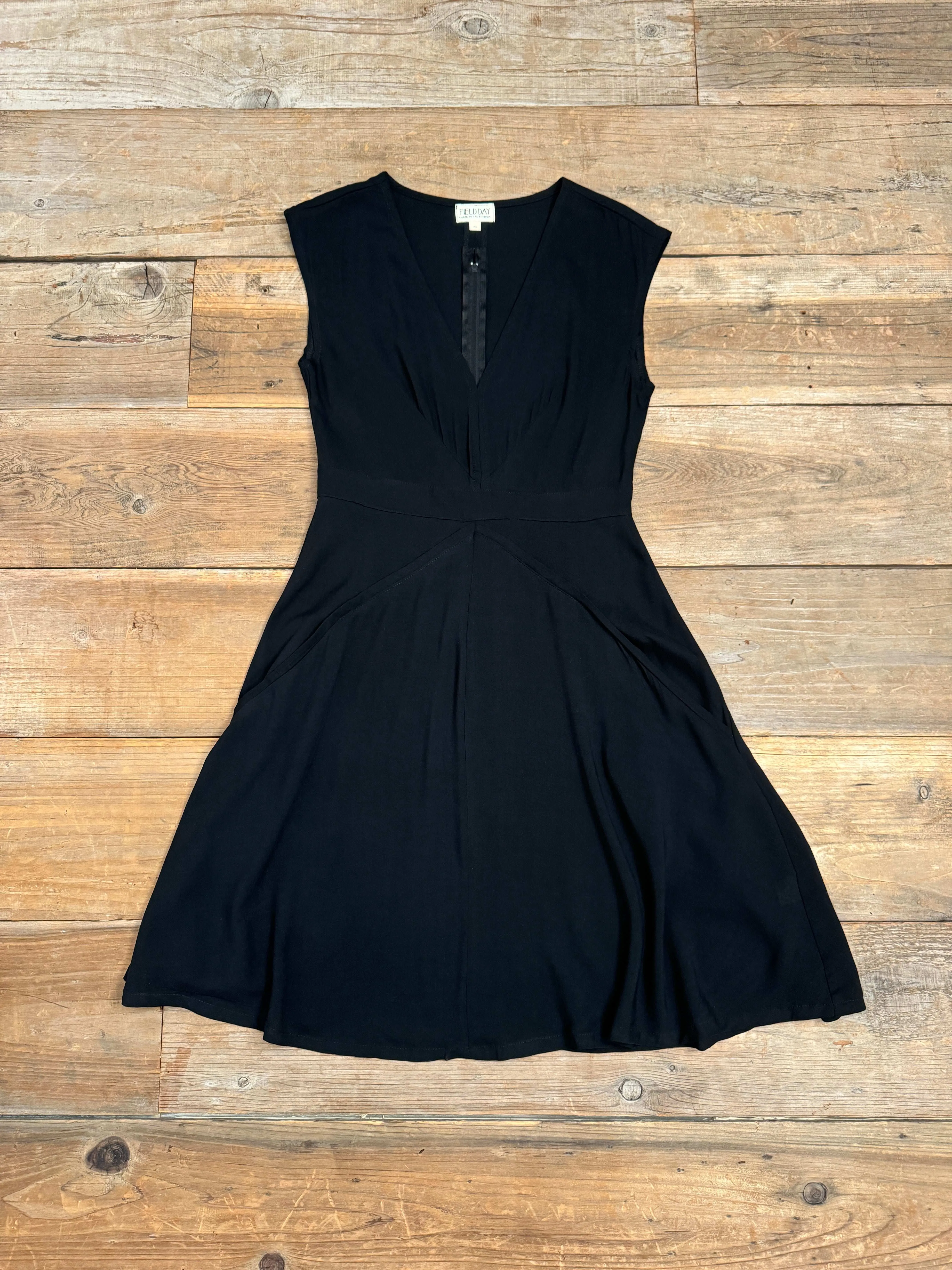 Gift-Worthy Spicy Xena 2.0 in Black Challis