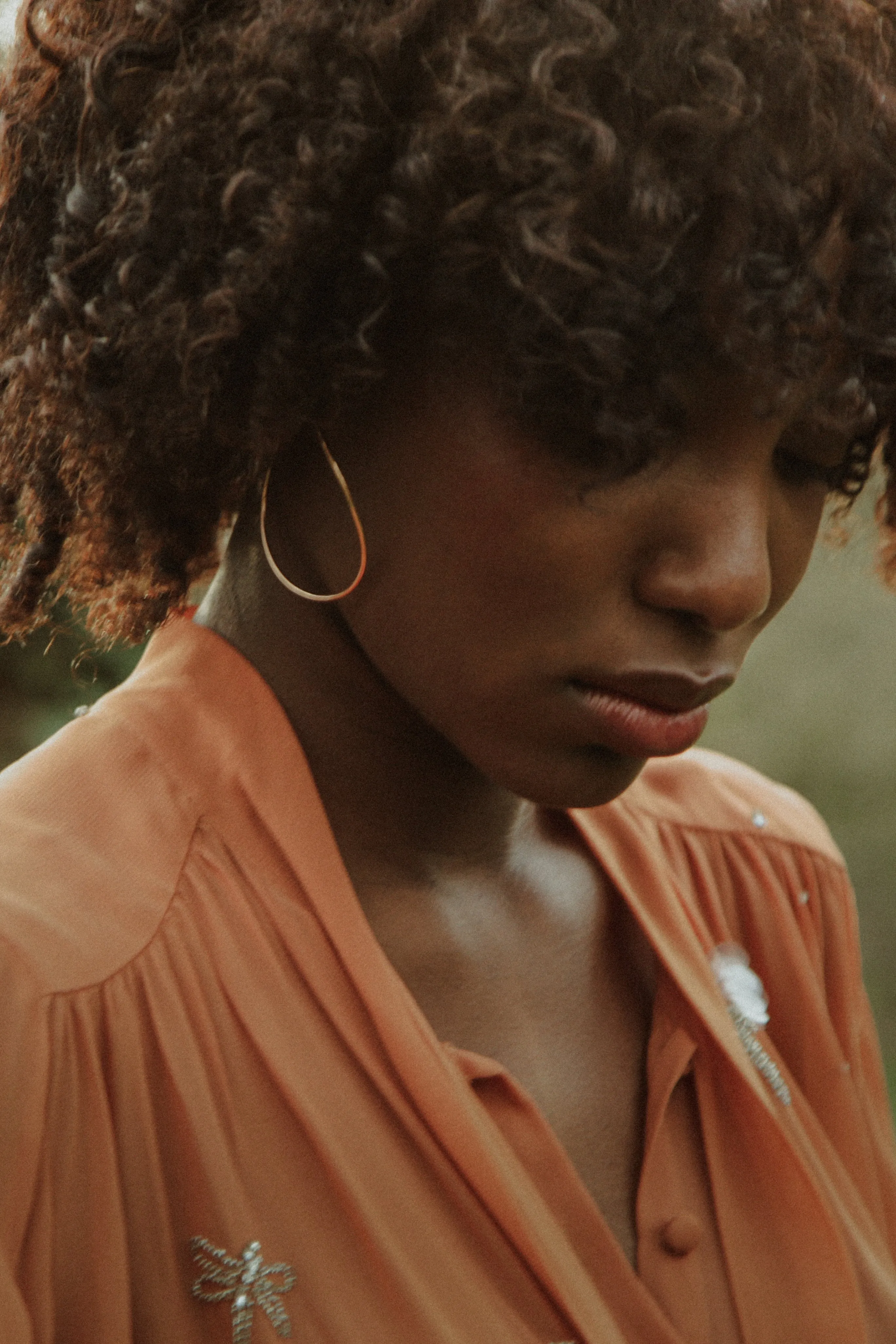 Comfortable Cotton RibbedTrim "Carousel Des Sylphes" Embroidery Bow-Tie Shirt