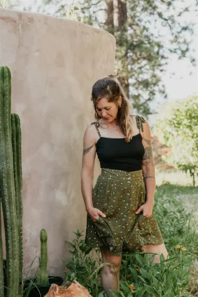 MoistureControlLiner Rah Rah Skirt in Green Floral Calico Crepe