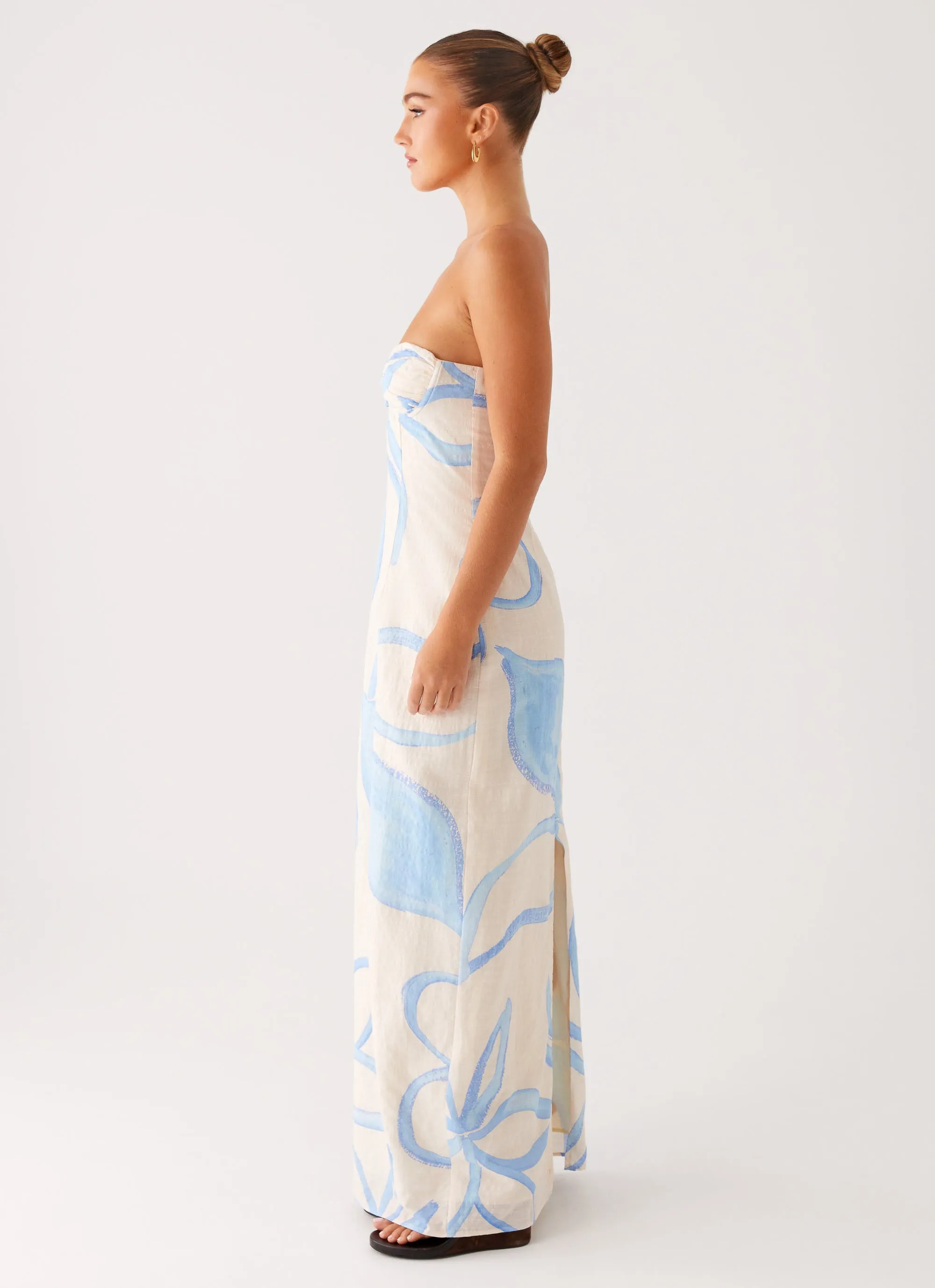 Raiden Maxi Dress - Bloom Wave Print Stylish Design Seasonal piece