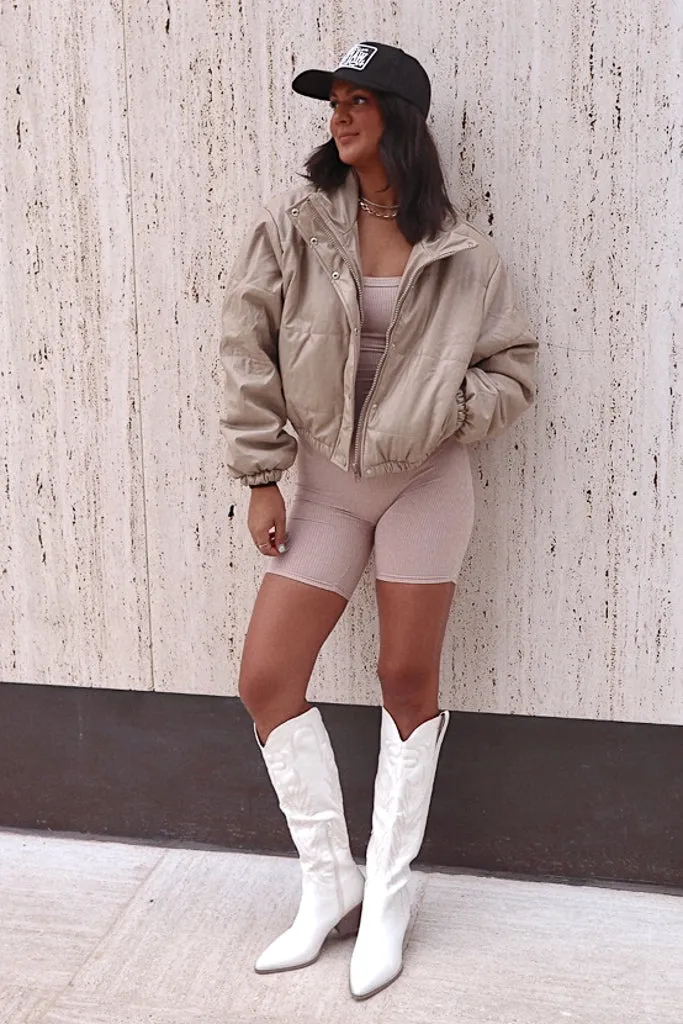 City Commuter MagneticClosureSystem Vail Puffer Jacket - Tan