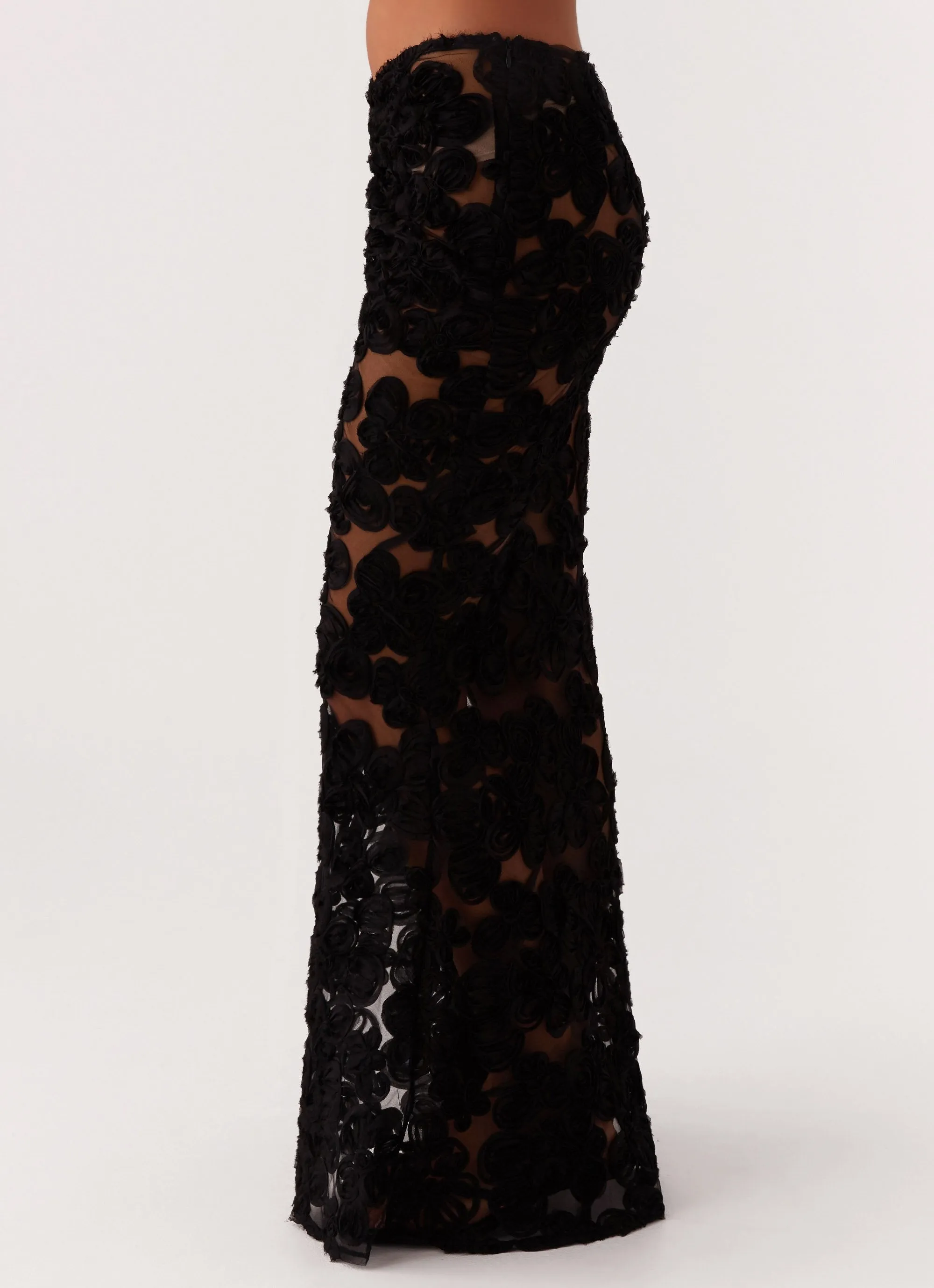 Creative Layering Minimal Look Fiorella Floret Maxi Skirt - Black