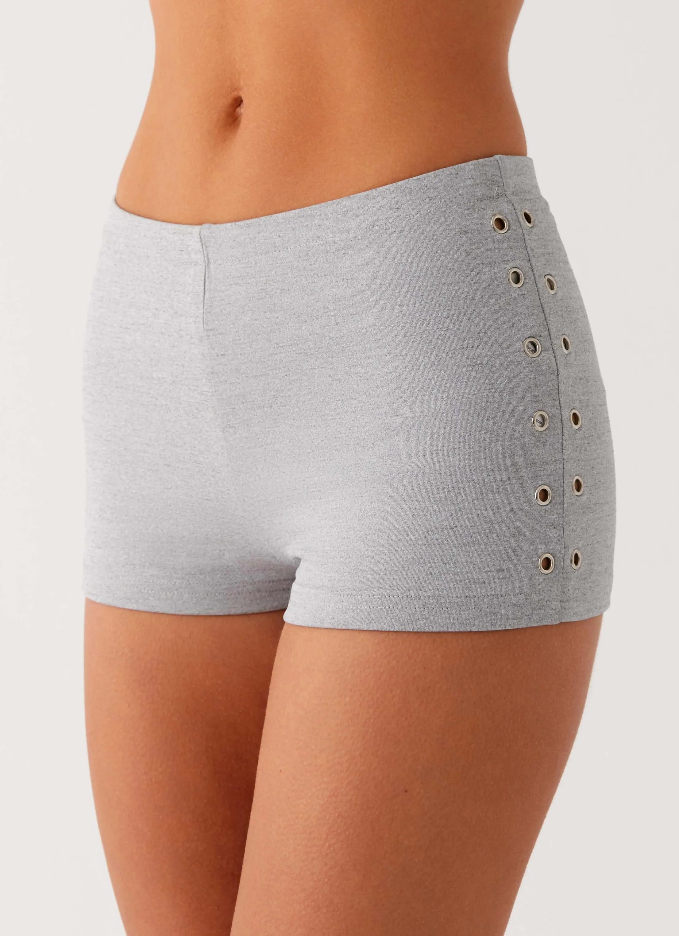 SeamlessPocketDesign Flexible Knee Articulation Roxy Mini Shorts - Grey