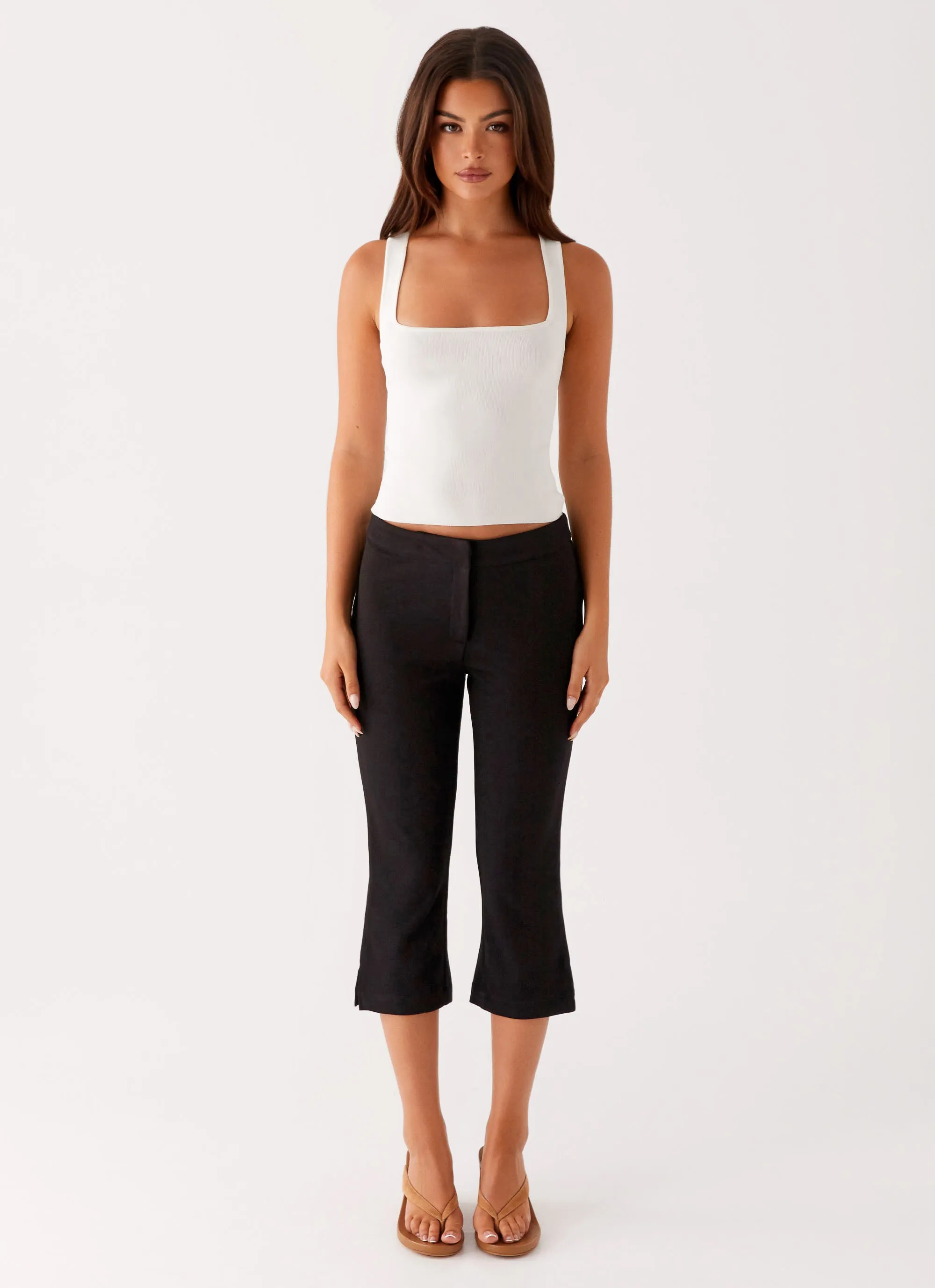 Rue Capri Pants - Black Street Active Mesh Lined