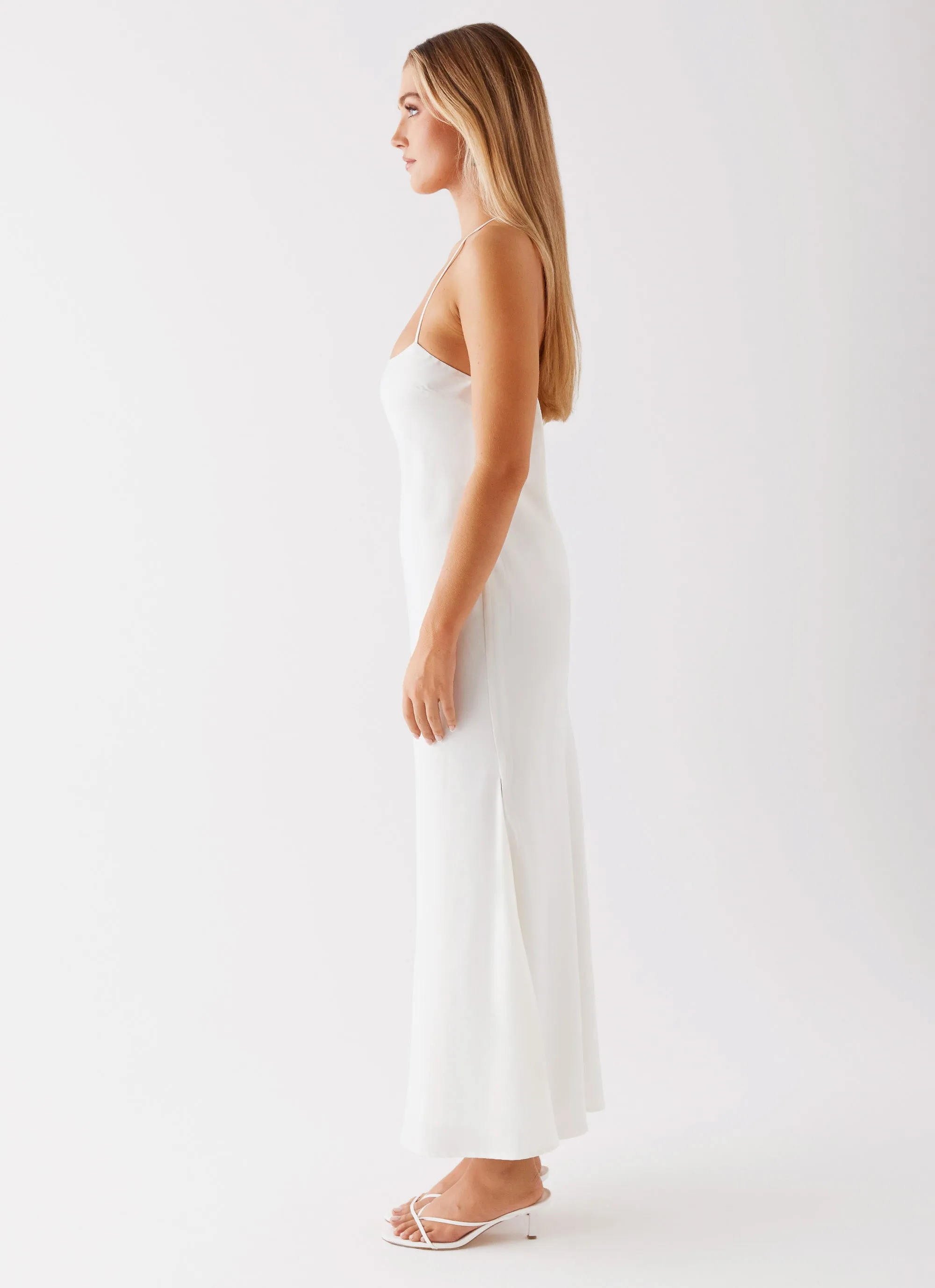 Villa Light Runway Royalty Maxi Dress - White