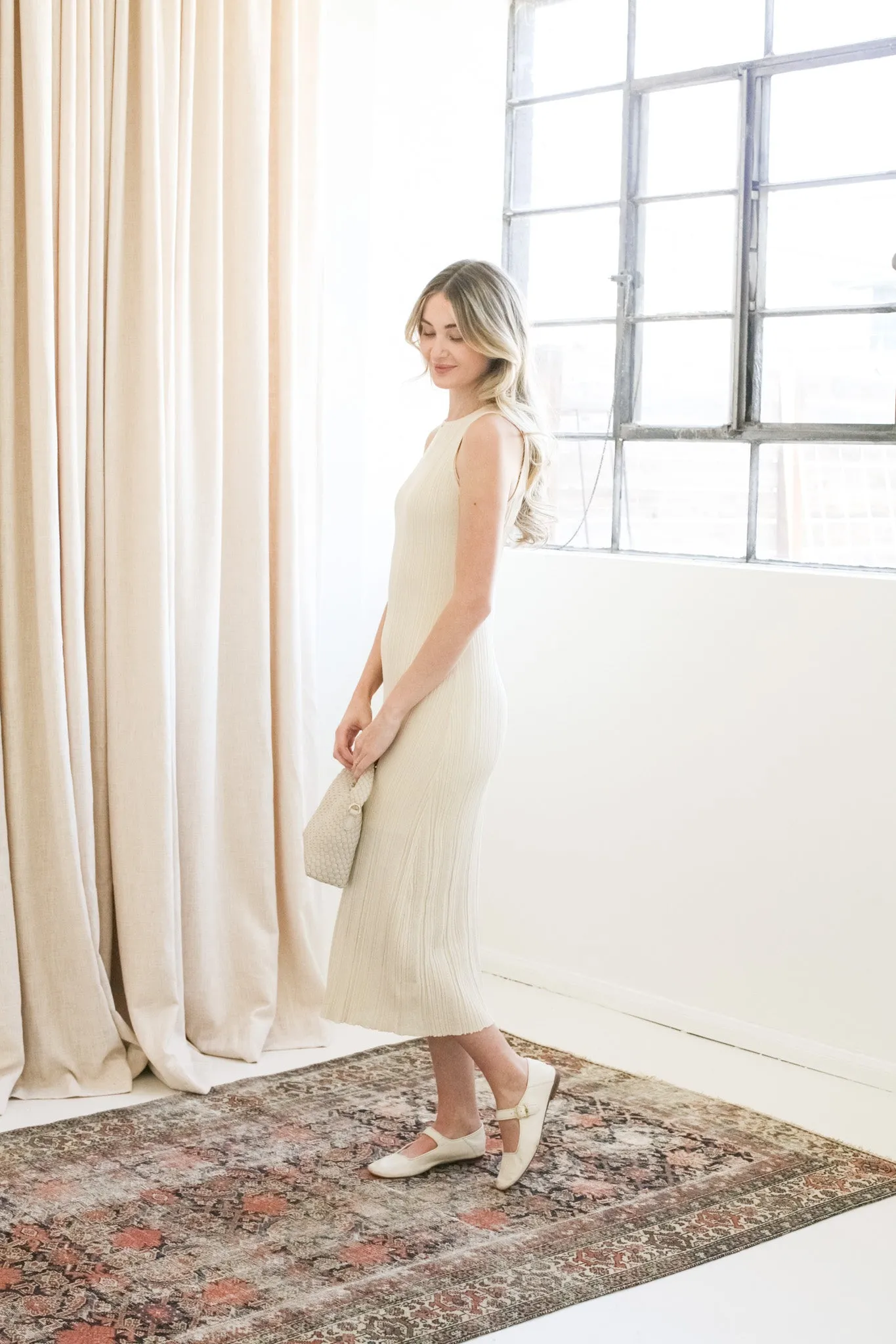 Hidden Zipper Fitted Mood Cameron Knit Midi Dress