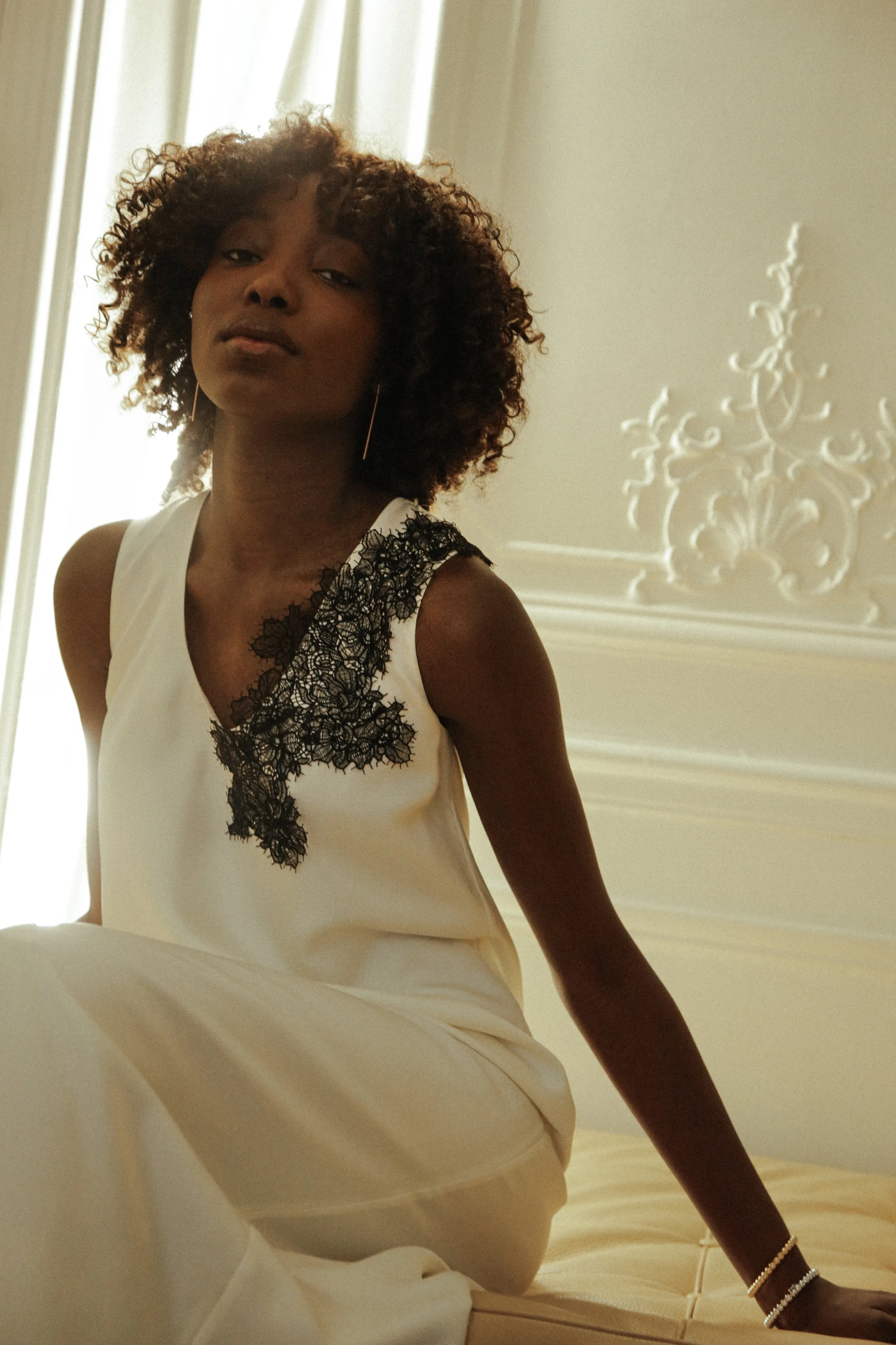 Mid layer Scoop-Neck Silk Lace Dress