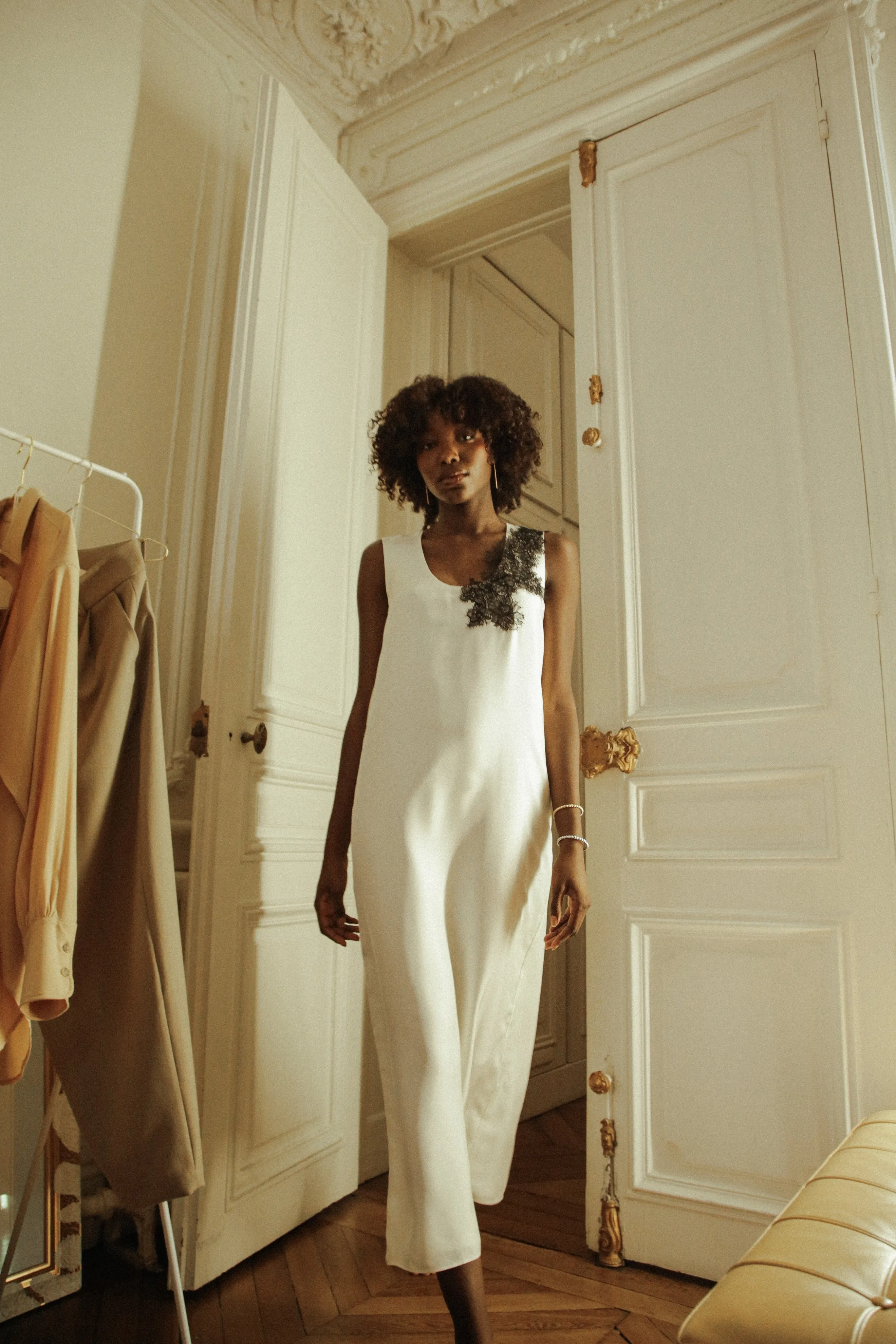 Layered Comfort Scoop-Neck Silk Lace Dress