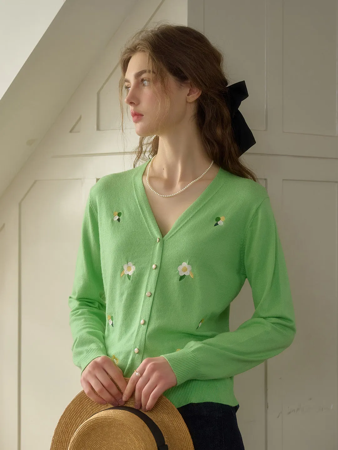 MicrofiberBlend ??Final Sale??Carlo V-Neck Embroidery Cardigan