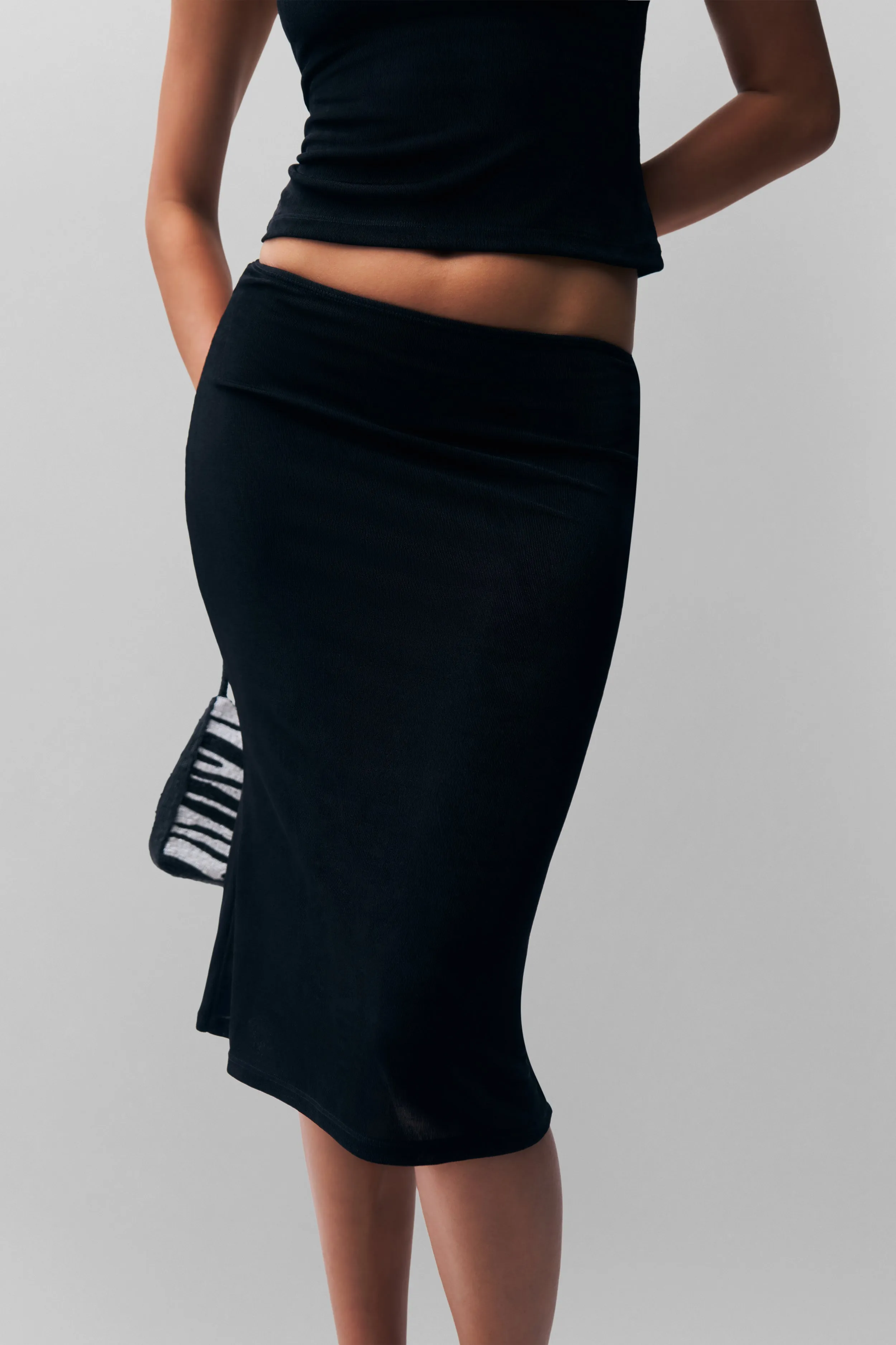 Selene Midi Skirt Relaxed Vibes
