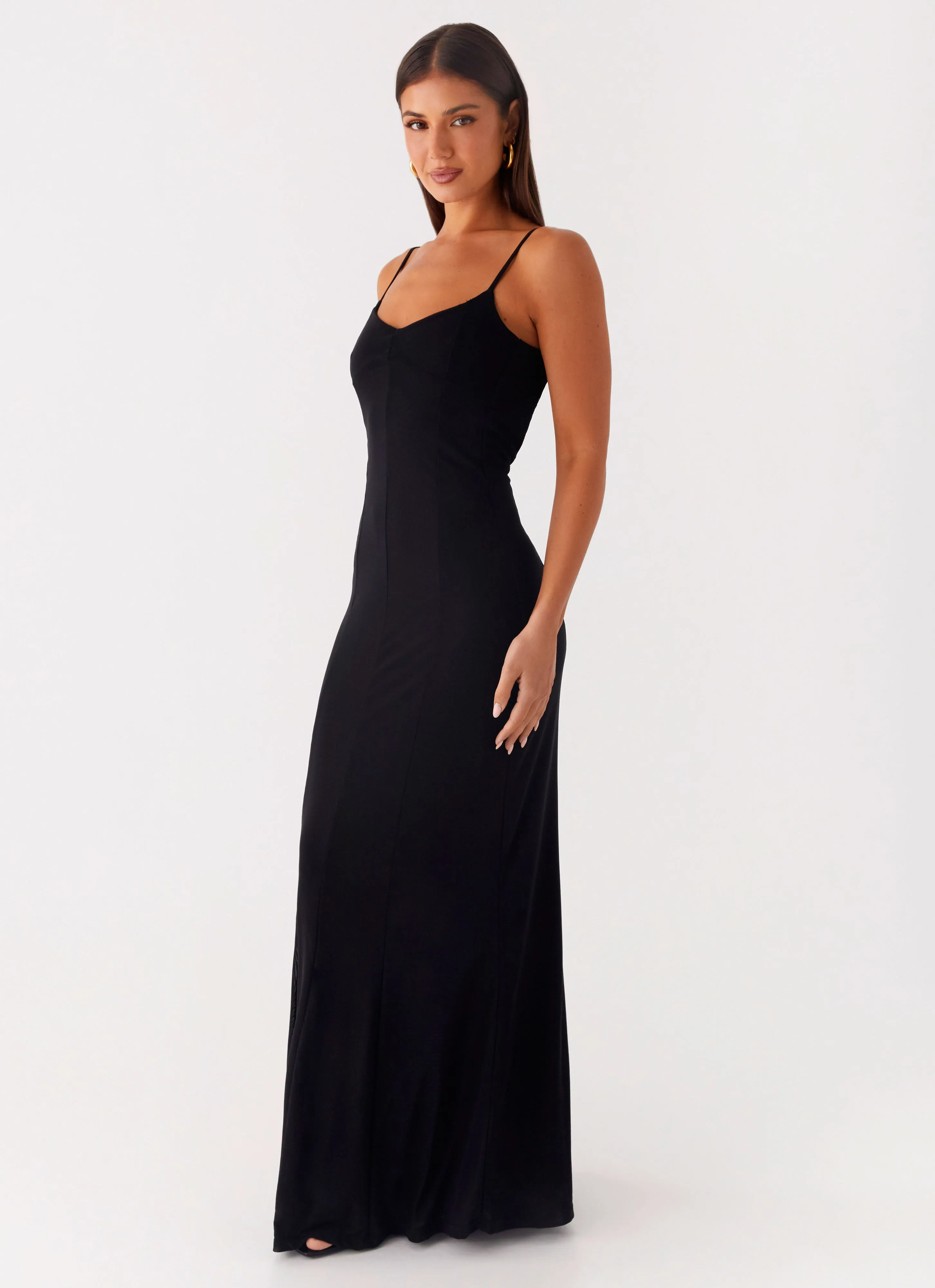 Serene Escape Maxi Dress - Black Climate-Adaptive