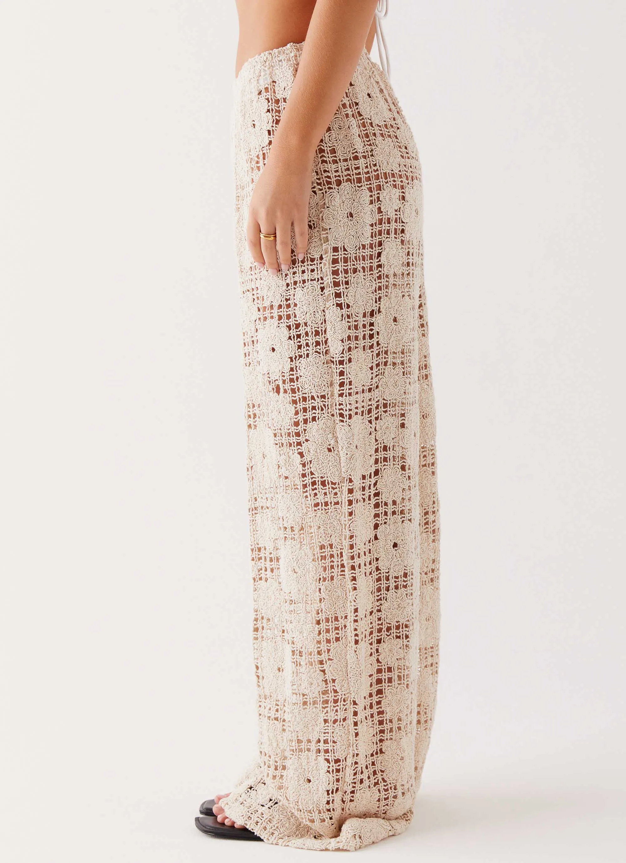 Non Restrictive Cut Shell Beach Crochet Pants - Ivory