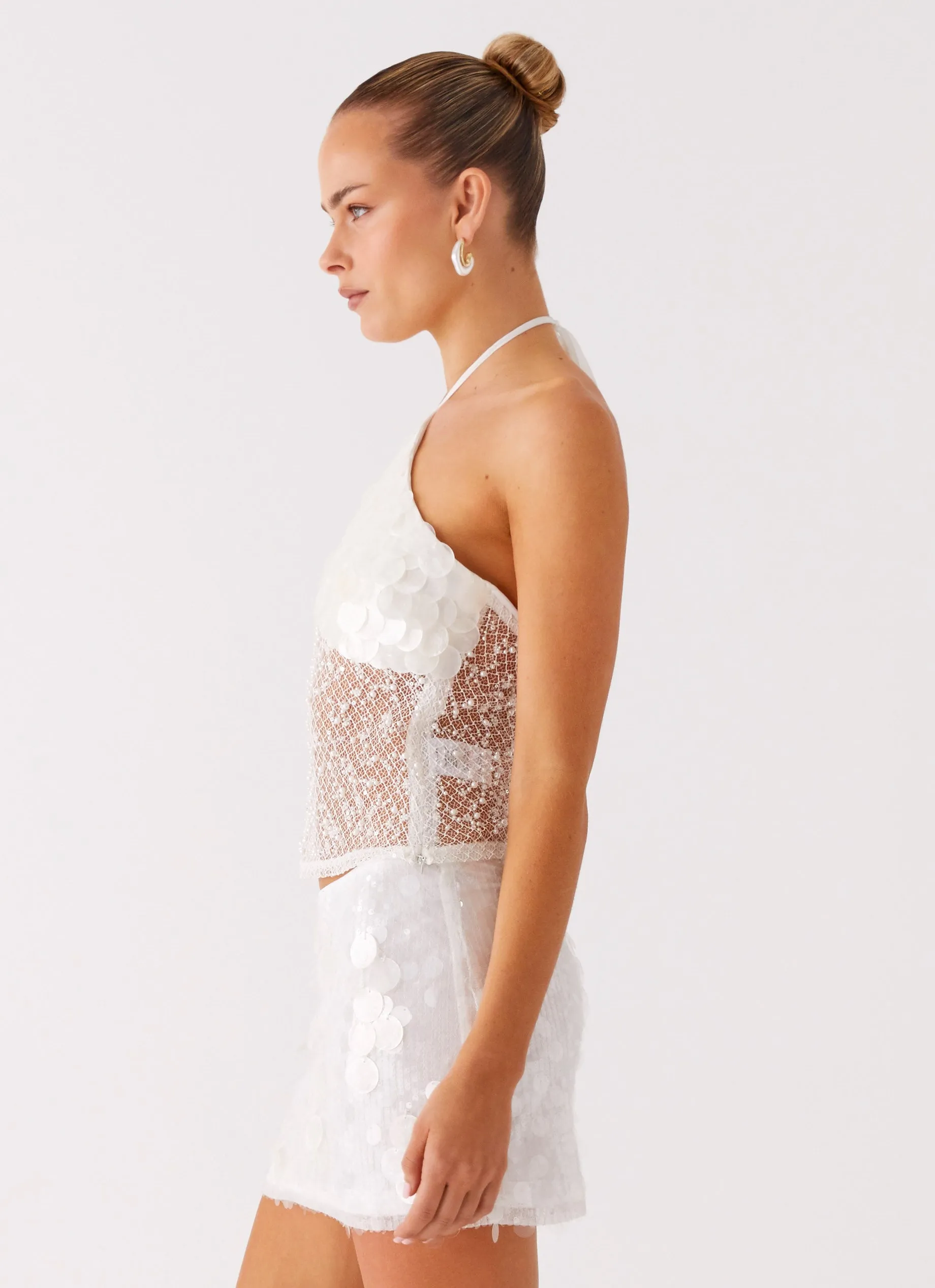 HiddenStoragePocket AllClimateAdaptive Shelly Halter Top - White