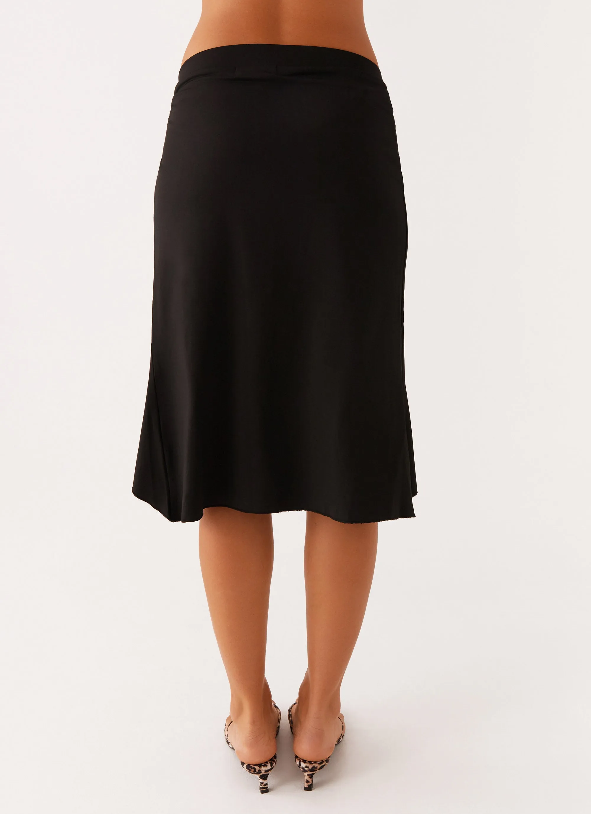 Comfortable Feel Shes A Lady Midi Skirt - Black