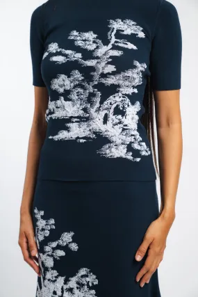 Short Sleeve Top Hydrophobic Threadwork