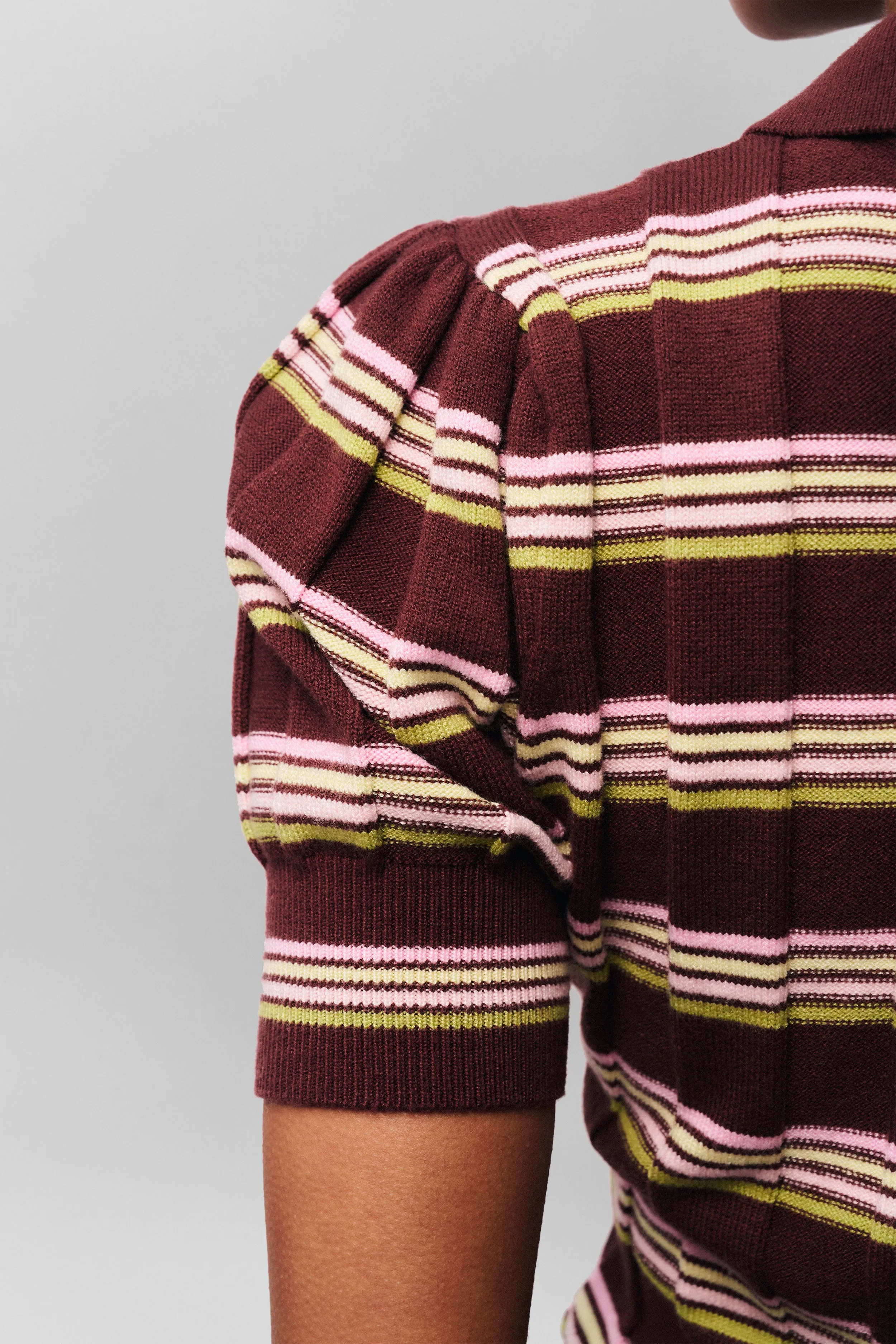 Mateo Polo Non Restrictive Fit PlushLining