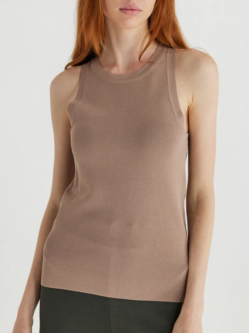 Signy Top - Taupe NonChafingTrim Antibacterial Fabric