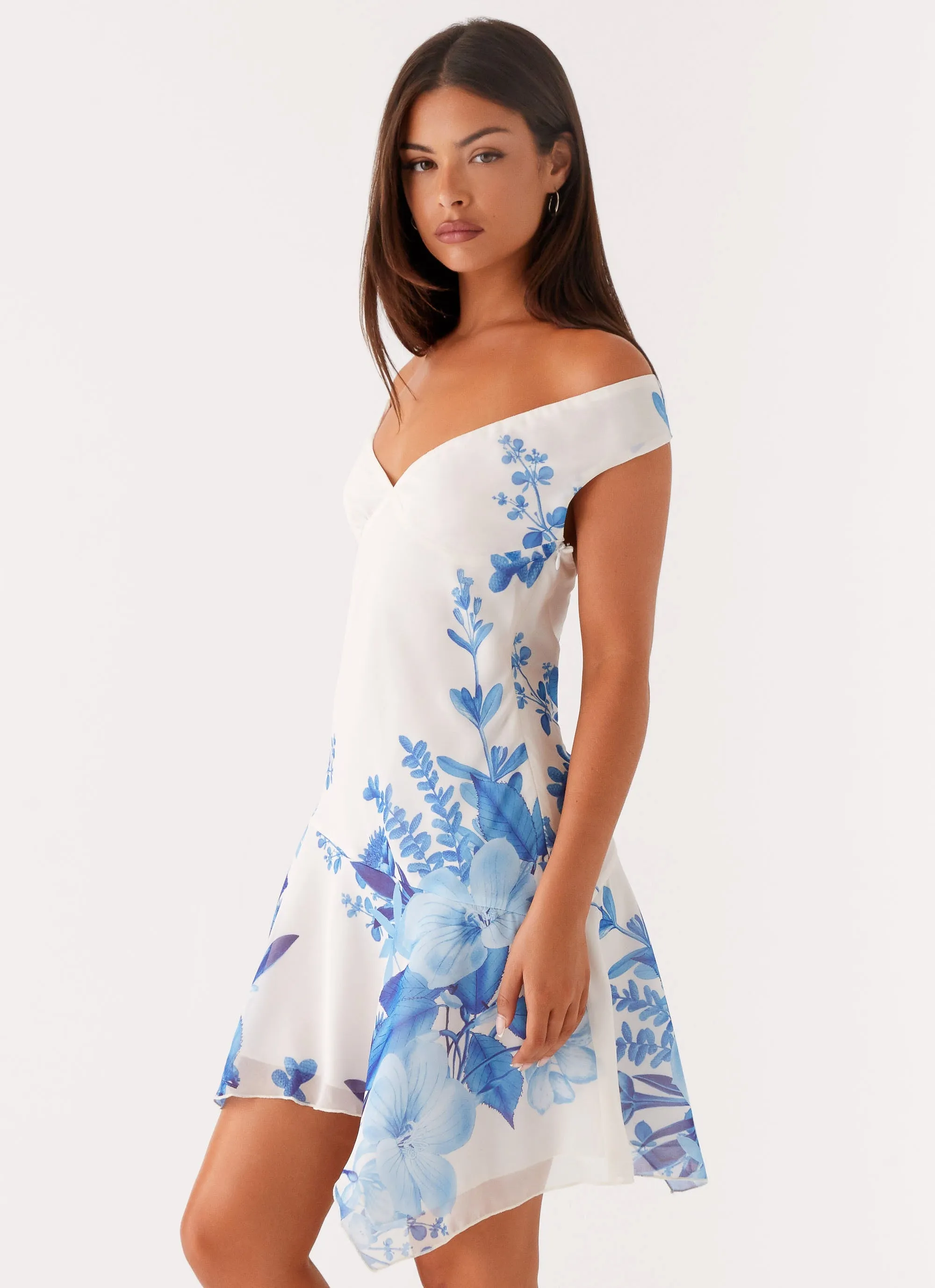 Travel Style Alma Mini Dress - Blue Floral Print